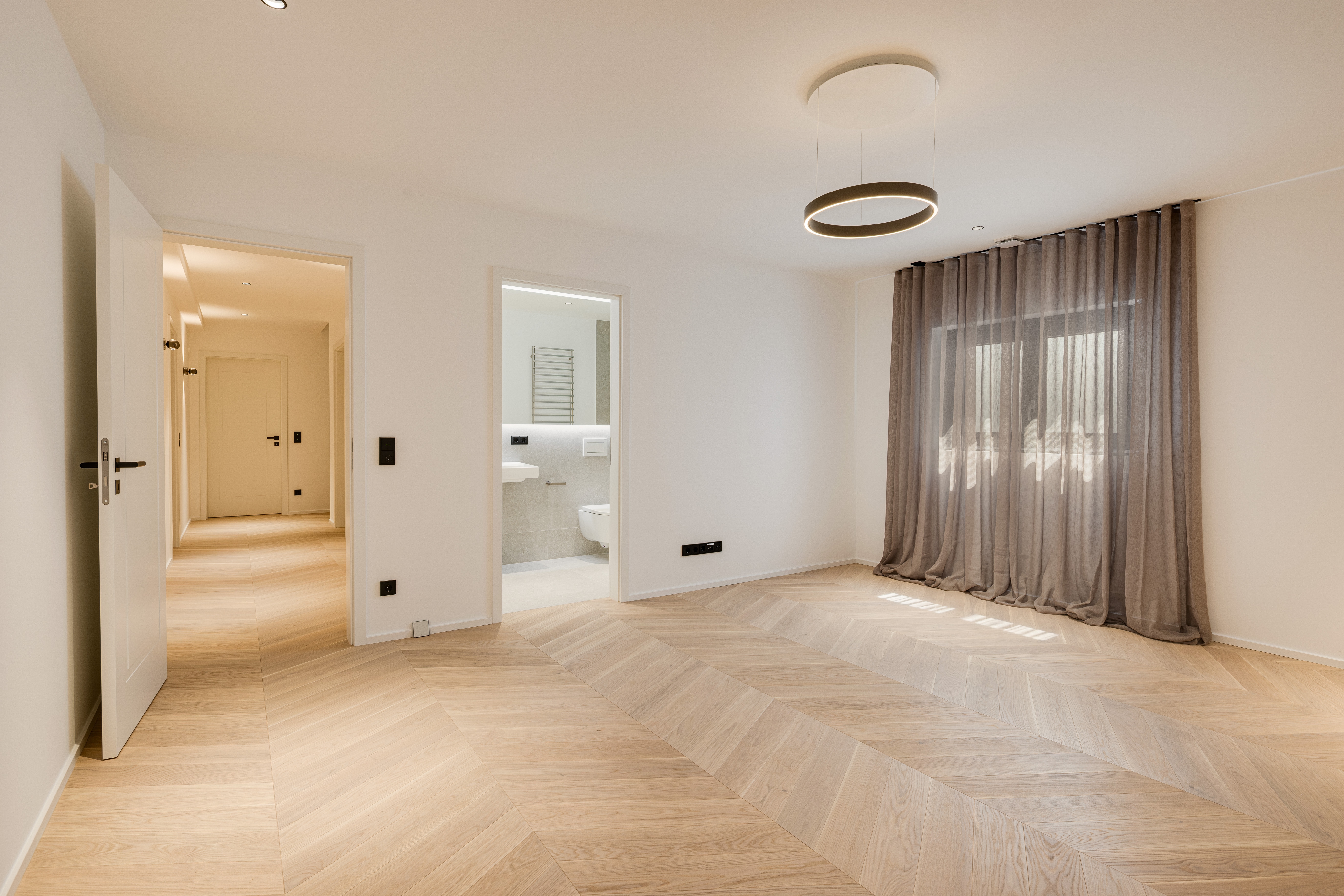 4 Bedroom Single Family Home/House's Image 16