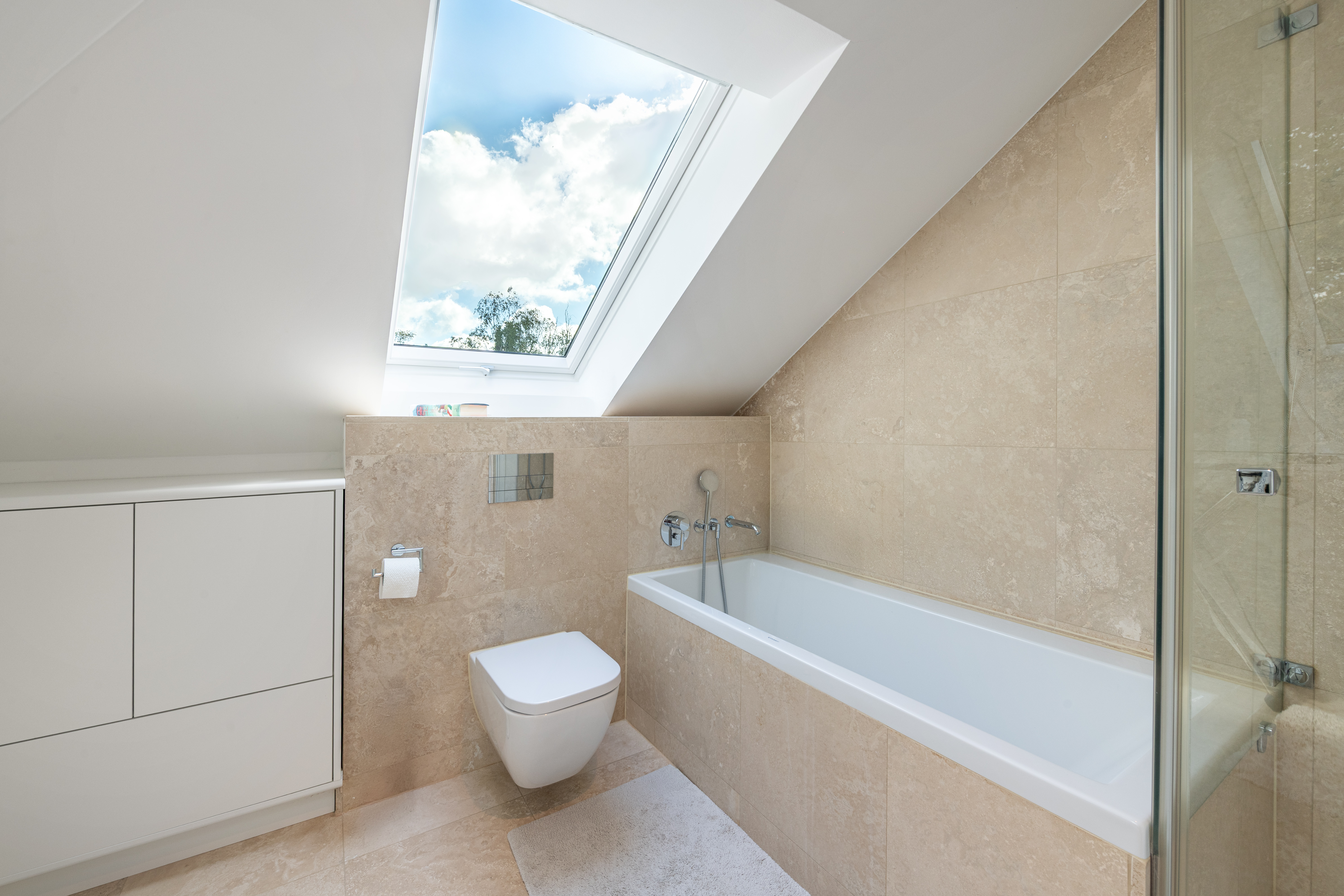 3 Bedroom Apartment/Flat's Image 8