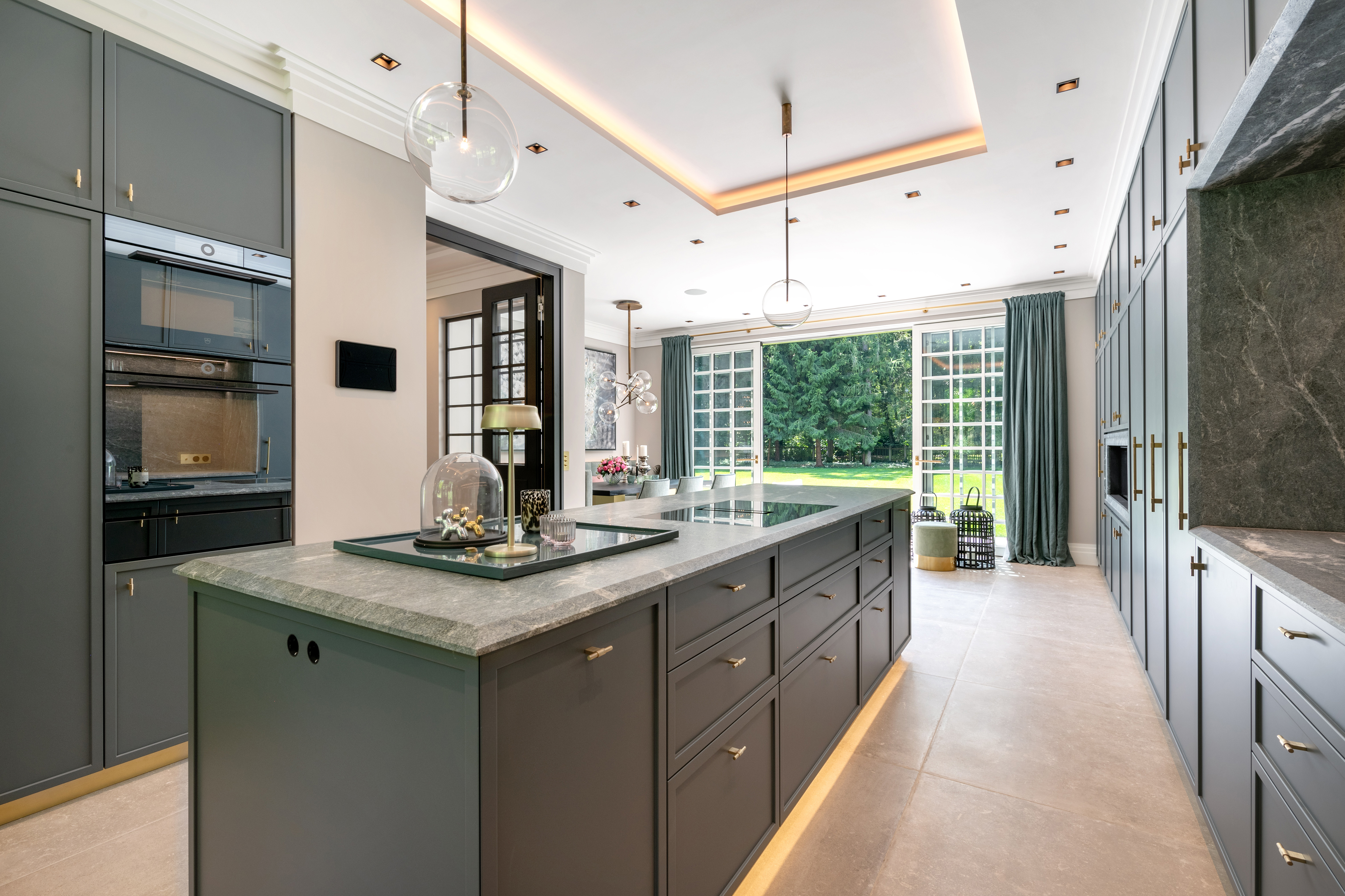 4 Bedroom Single Family Home/House's Image 3