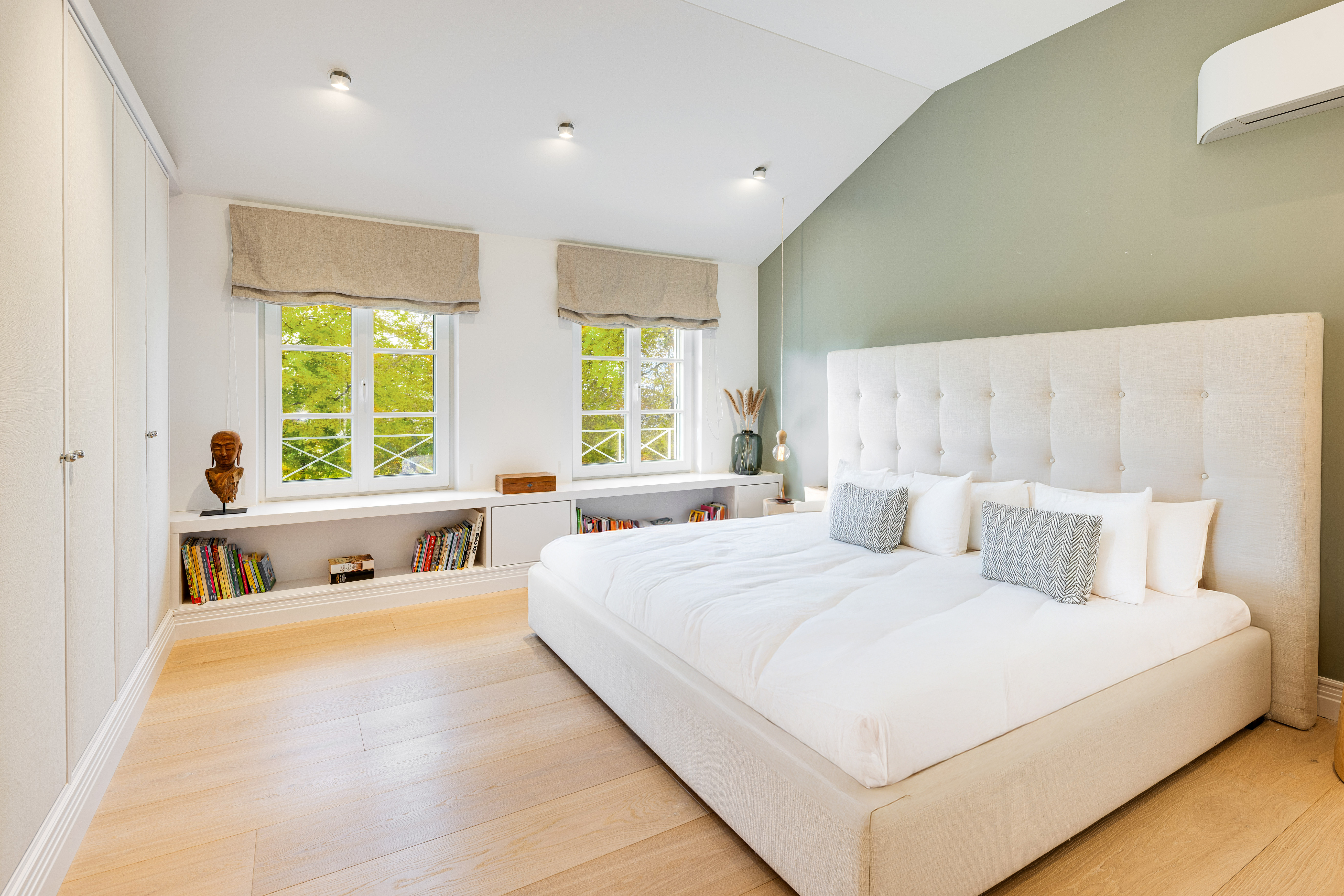 4 Bedroom Villa/Townhouse's Image 10