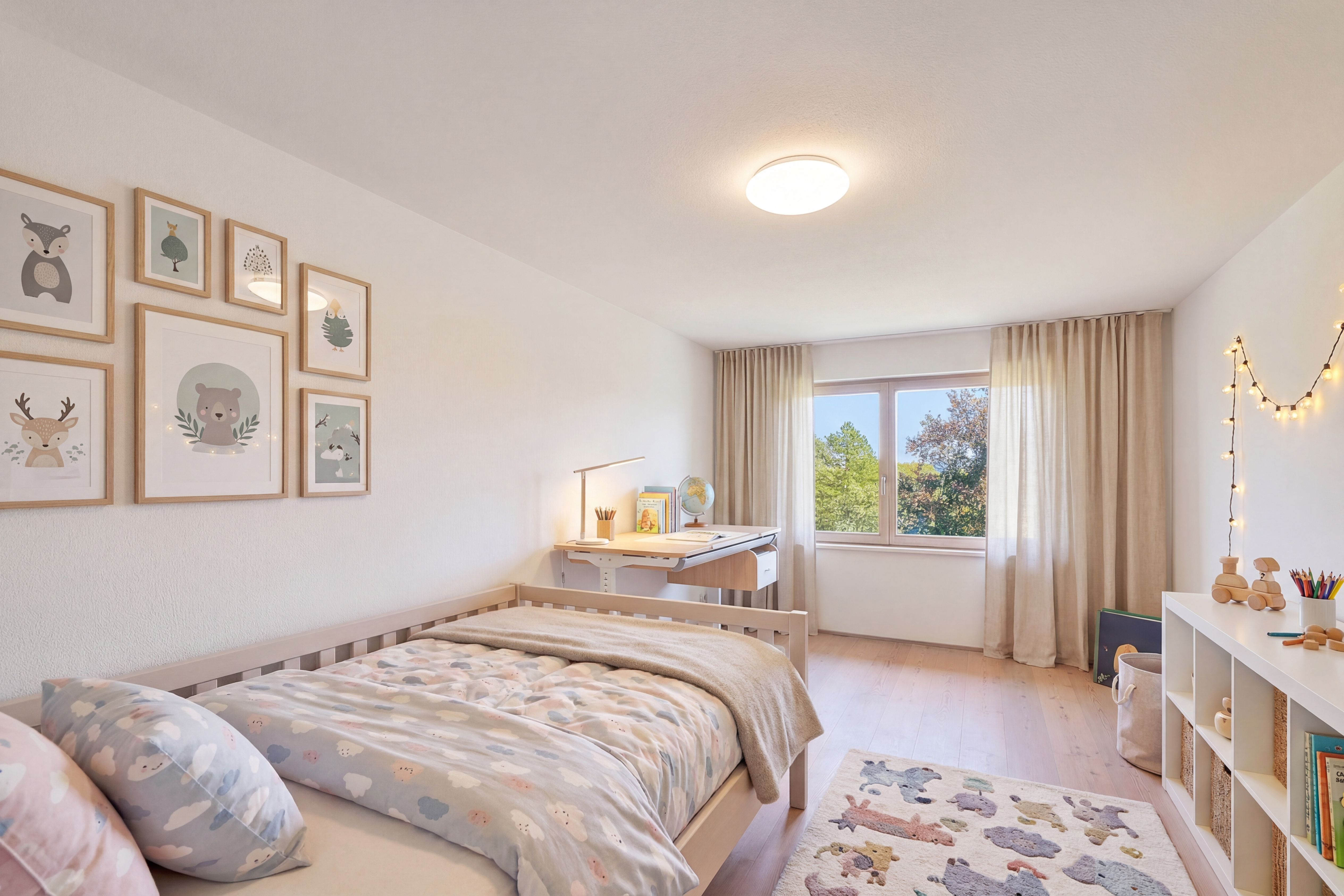 4 Bedroom Single Family Home/House's Image 4