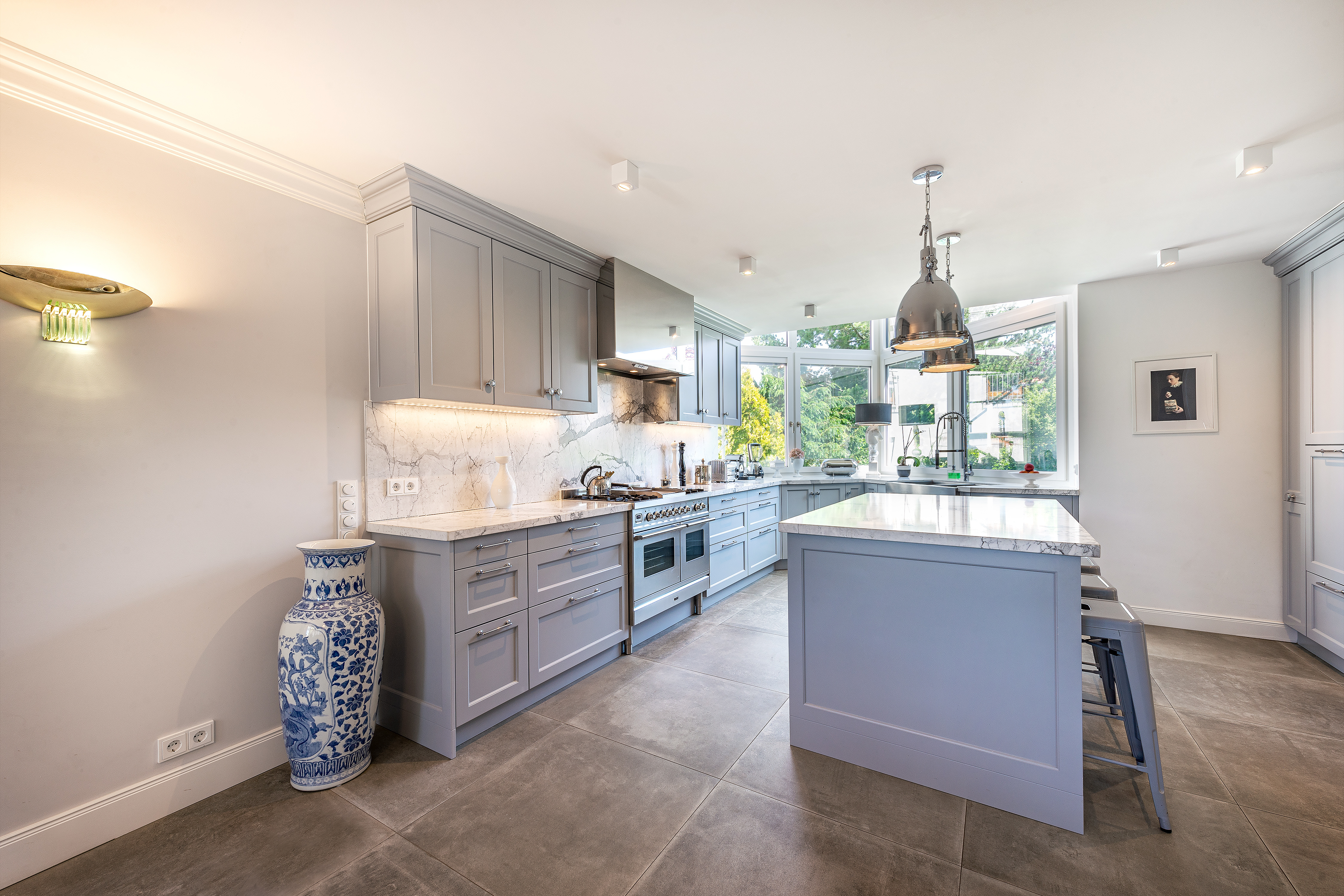 4 Bedroom Single Family Home/House's Image 3