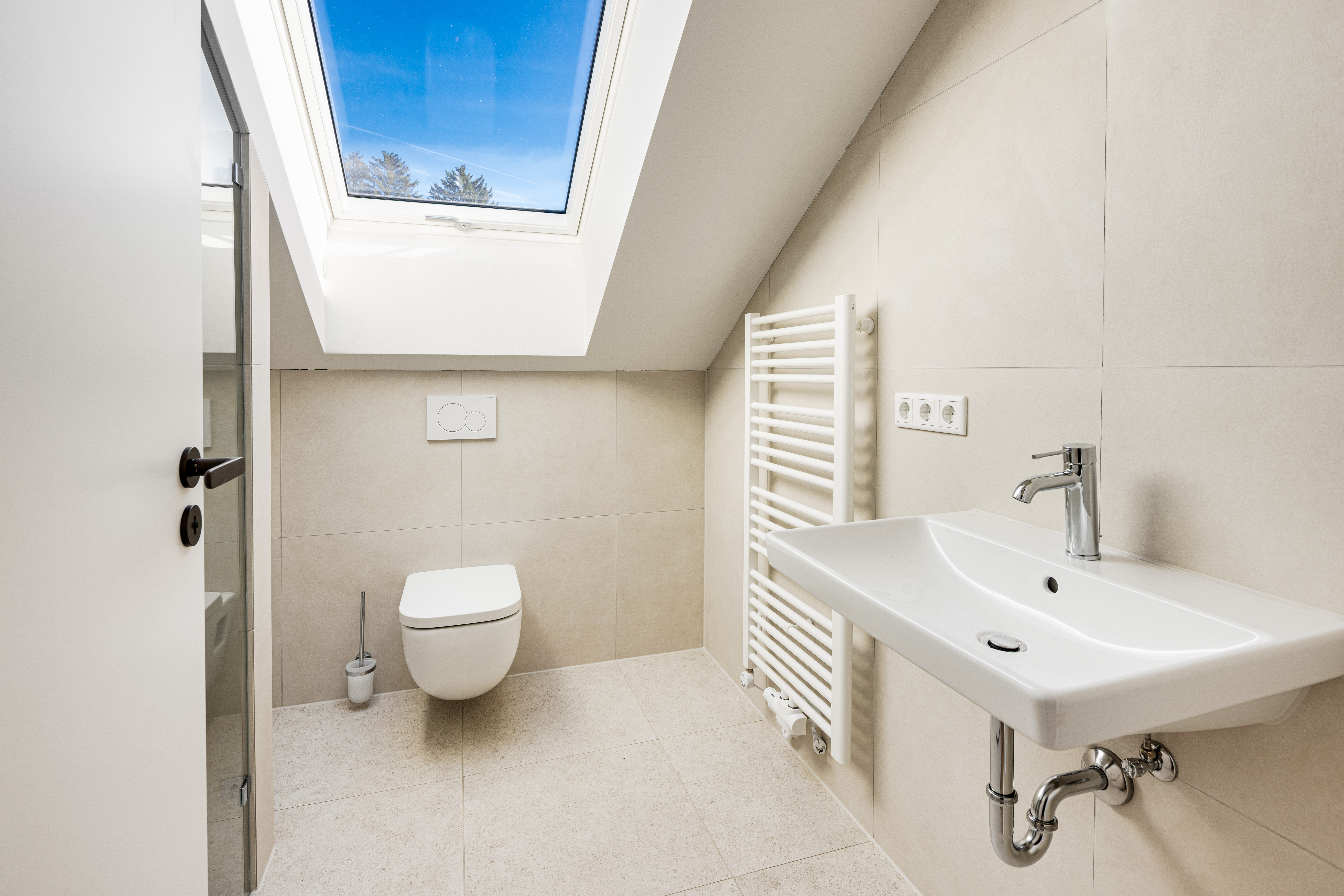 3 Bedroom Other's Image 4