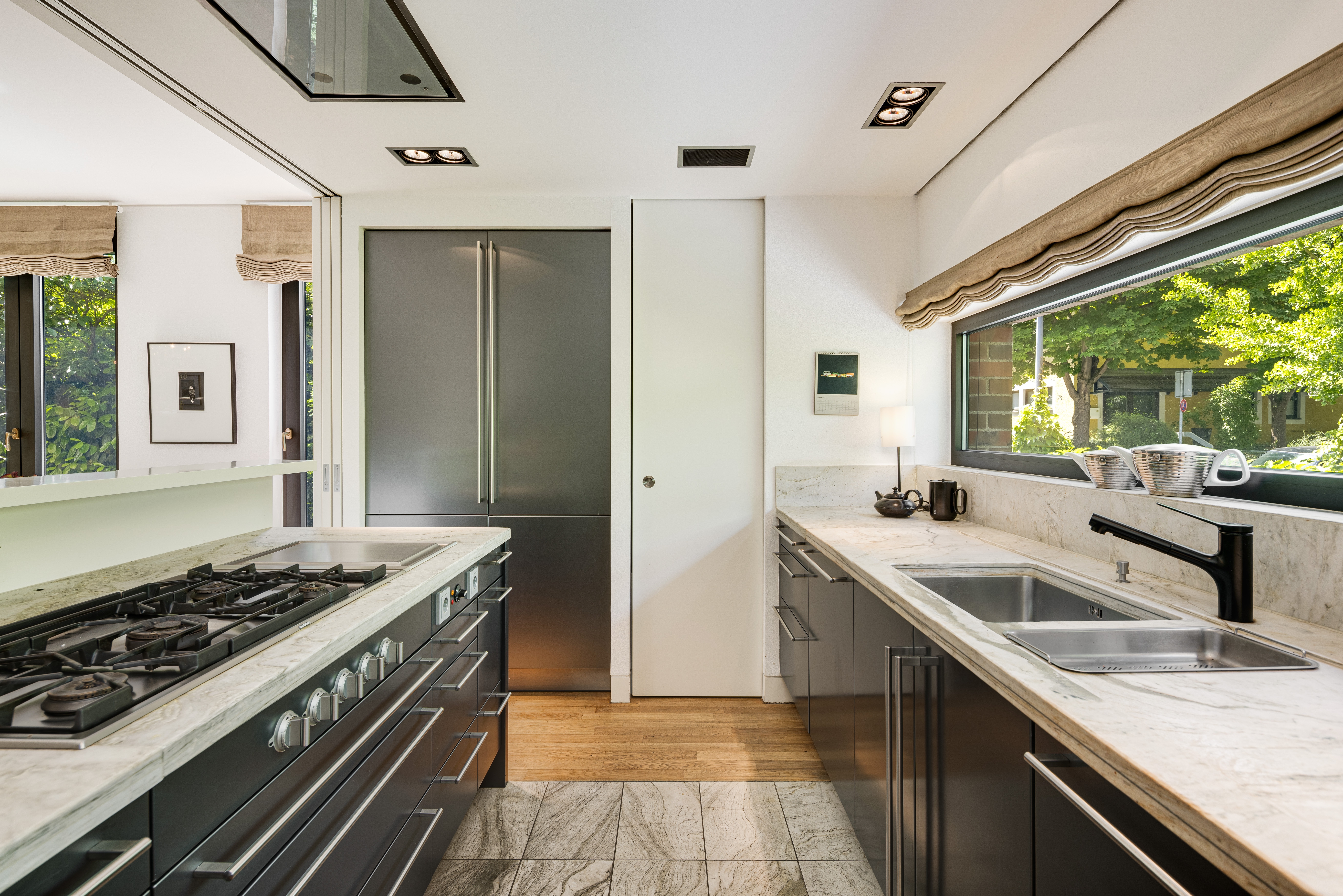 5 Bedroom Single Family Home/House's Image 4