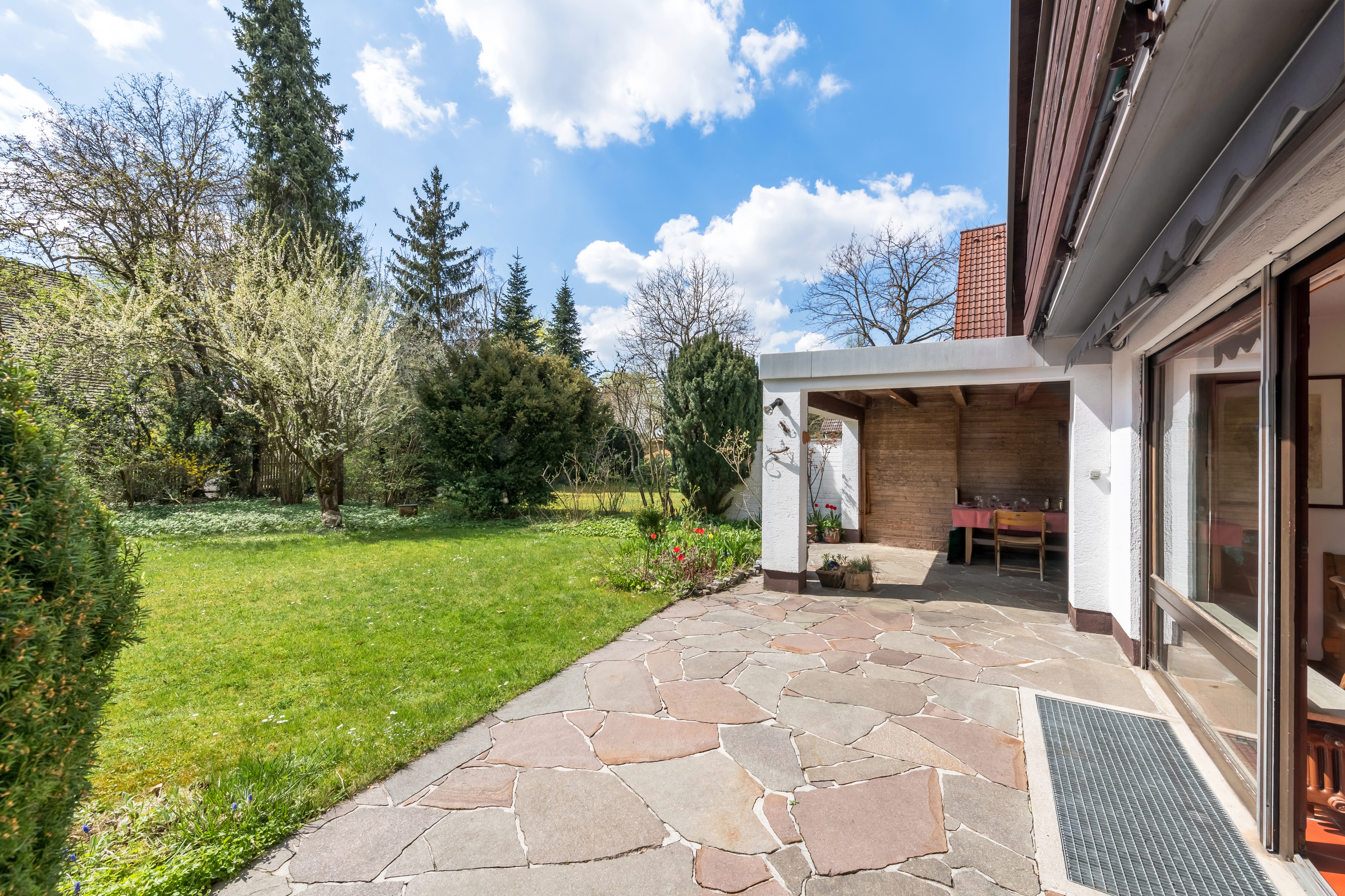 3 Bedroom Single Family Home/House's Image 4