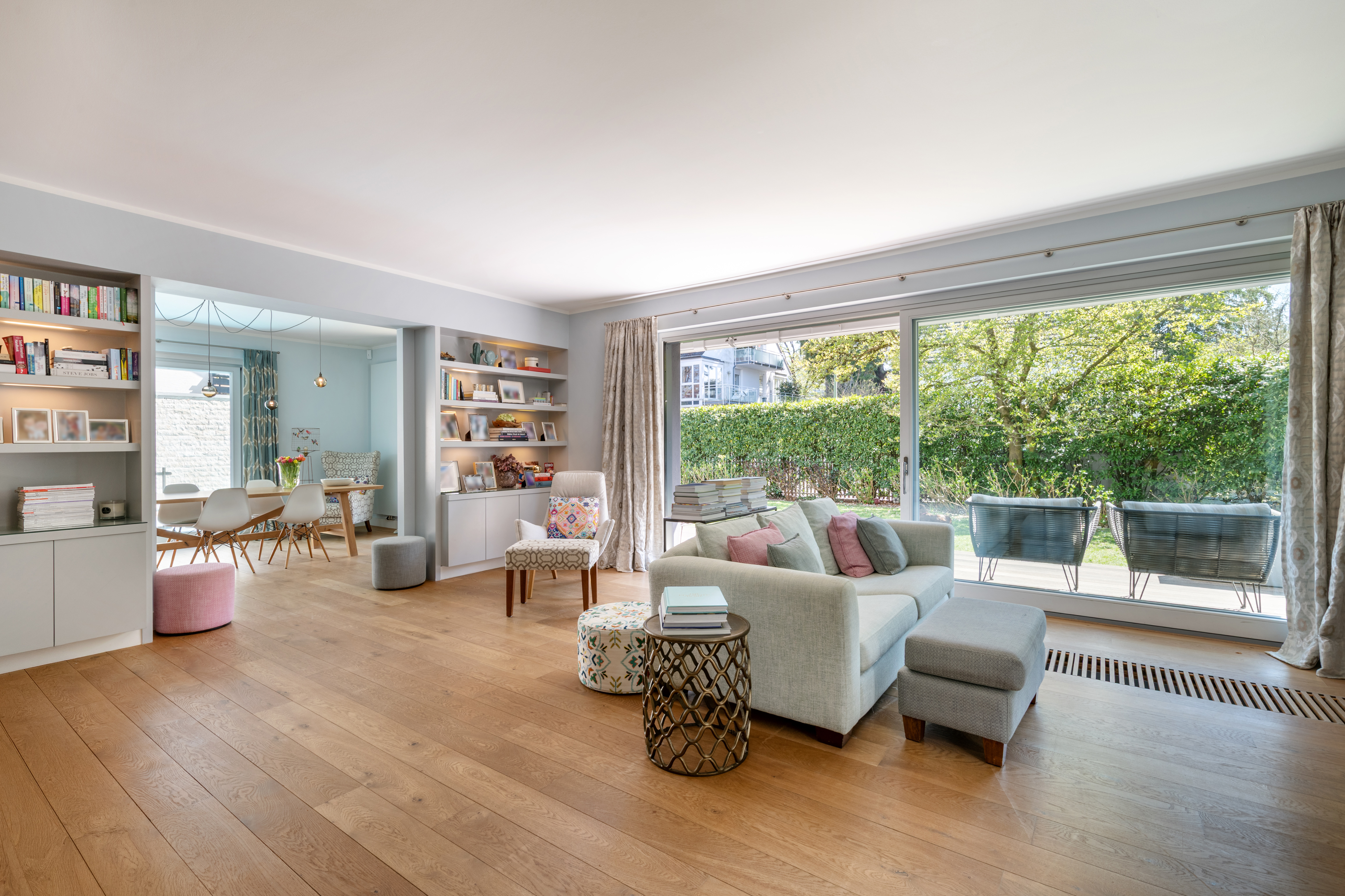 5 Bedroom Single Family Home/House's Image 4