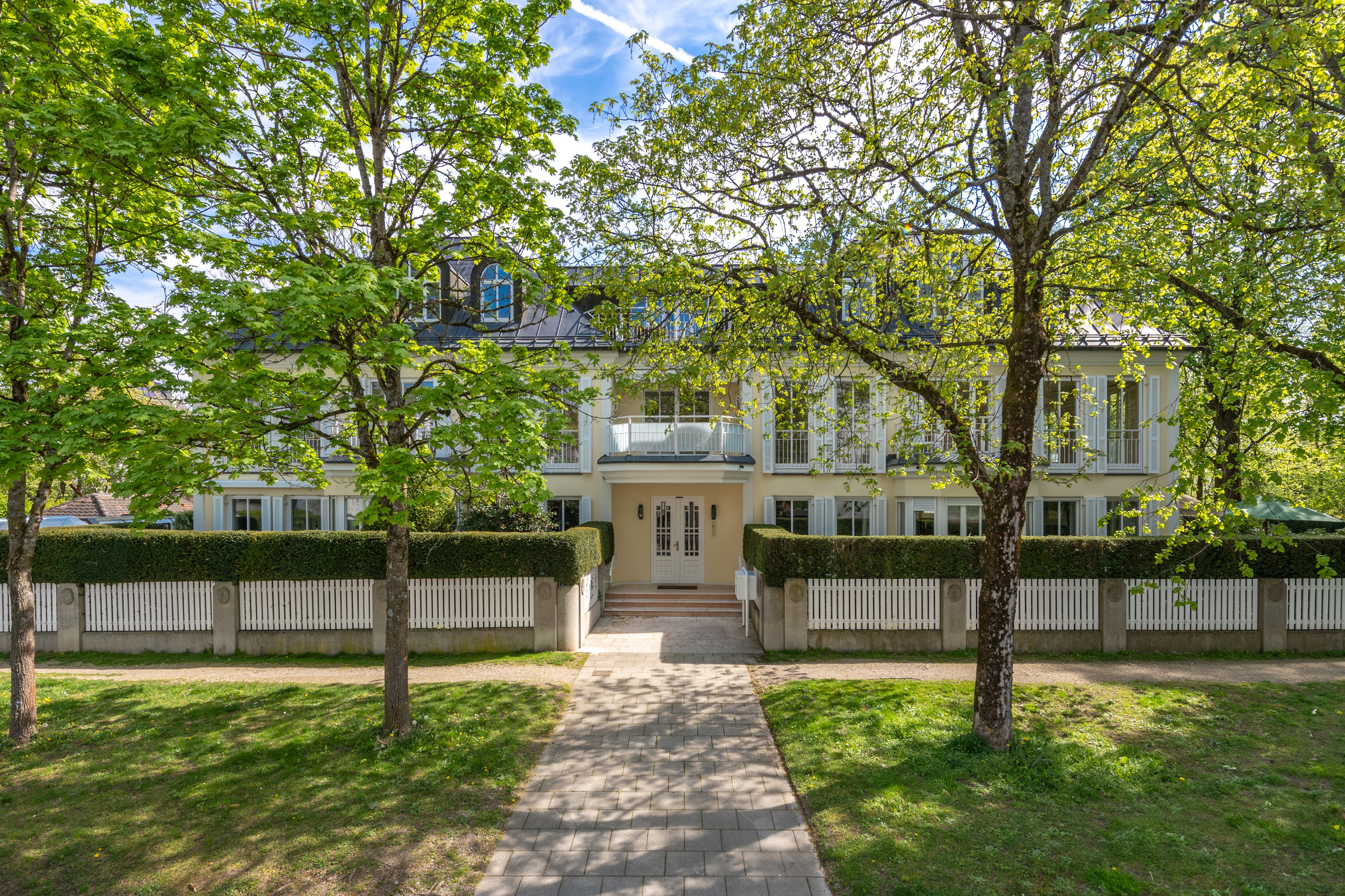 4 Bedroom Apartment/Flat's Image 4