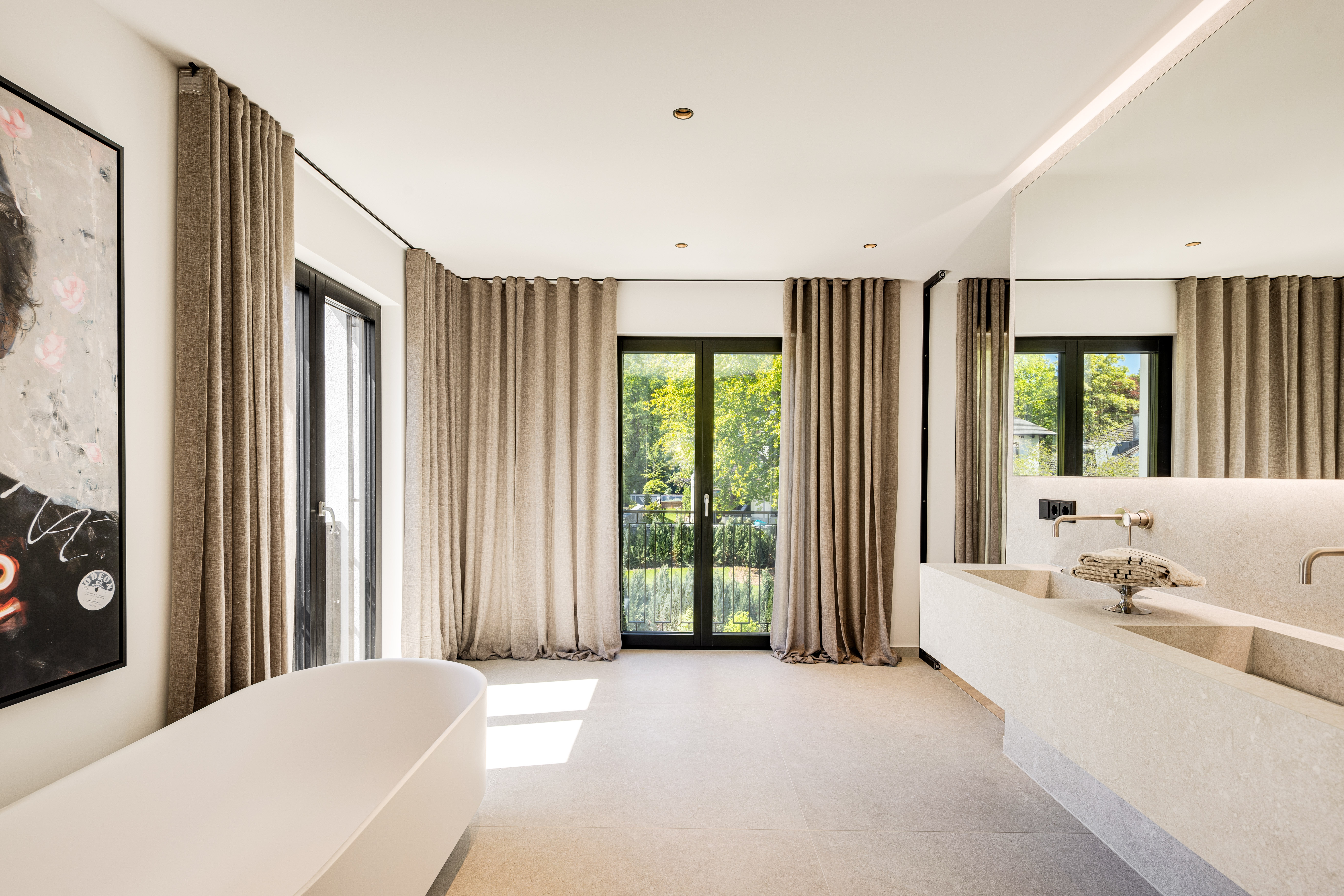4 Bedroom Single Family Home/House's Image 11