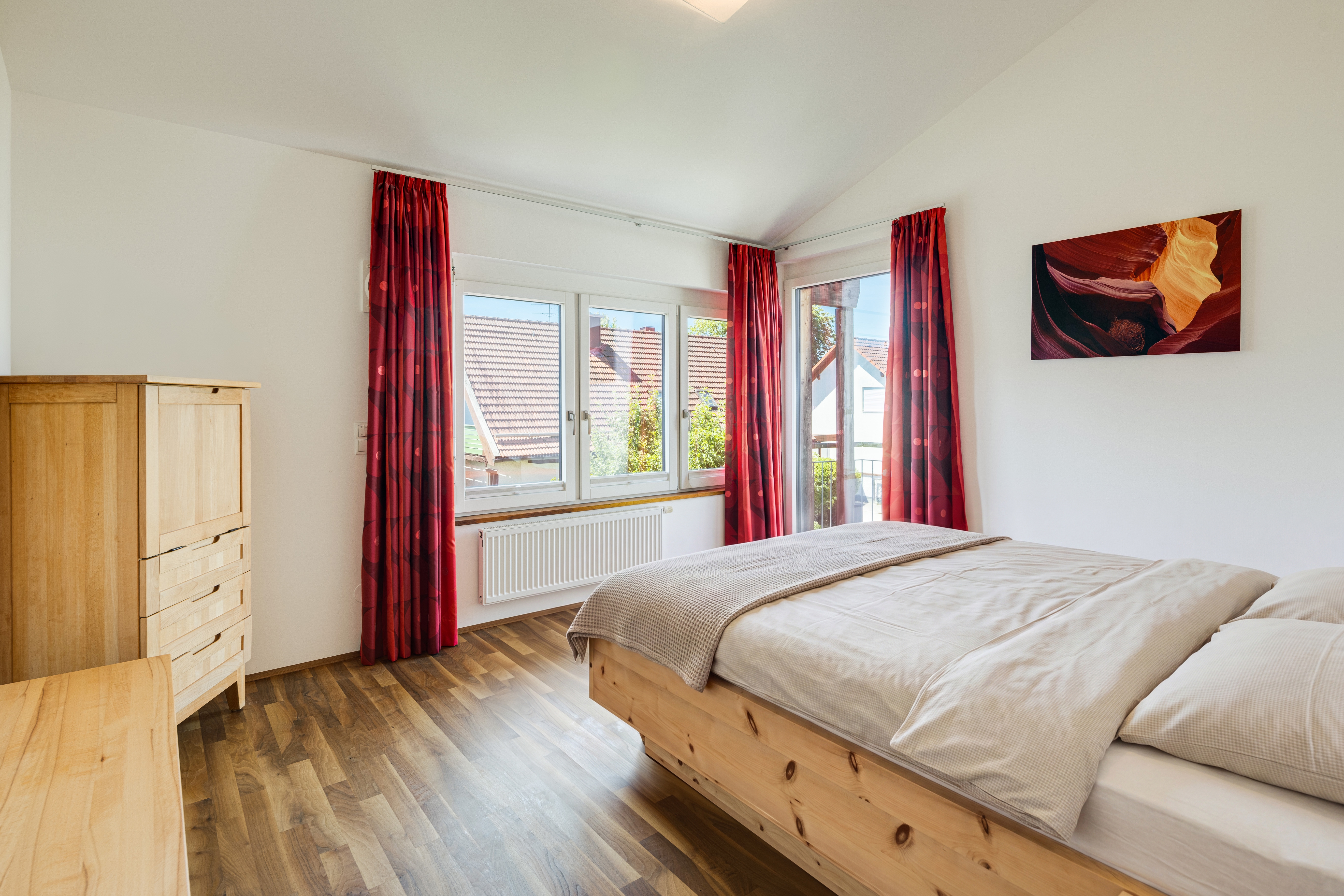 3 Bedroom Single Family Home/House's Image 5