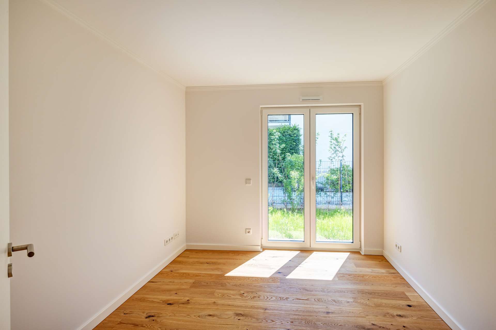 Gartenwohnung auf zwei Ebenen zum Erstbezug in München - Pasing - Bild 4