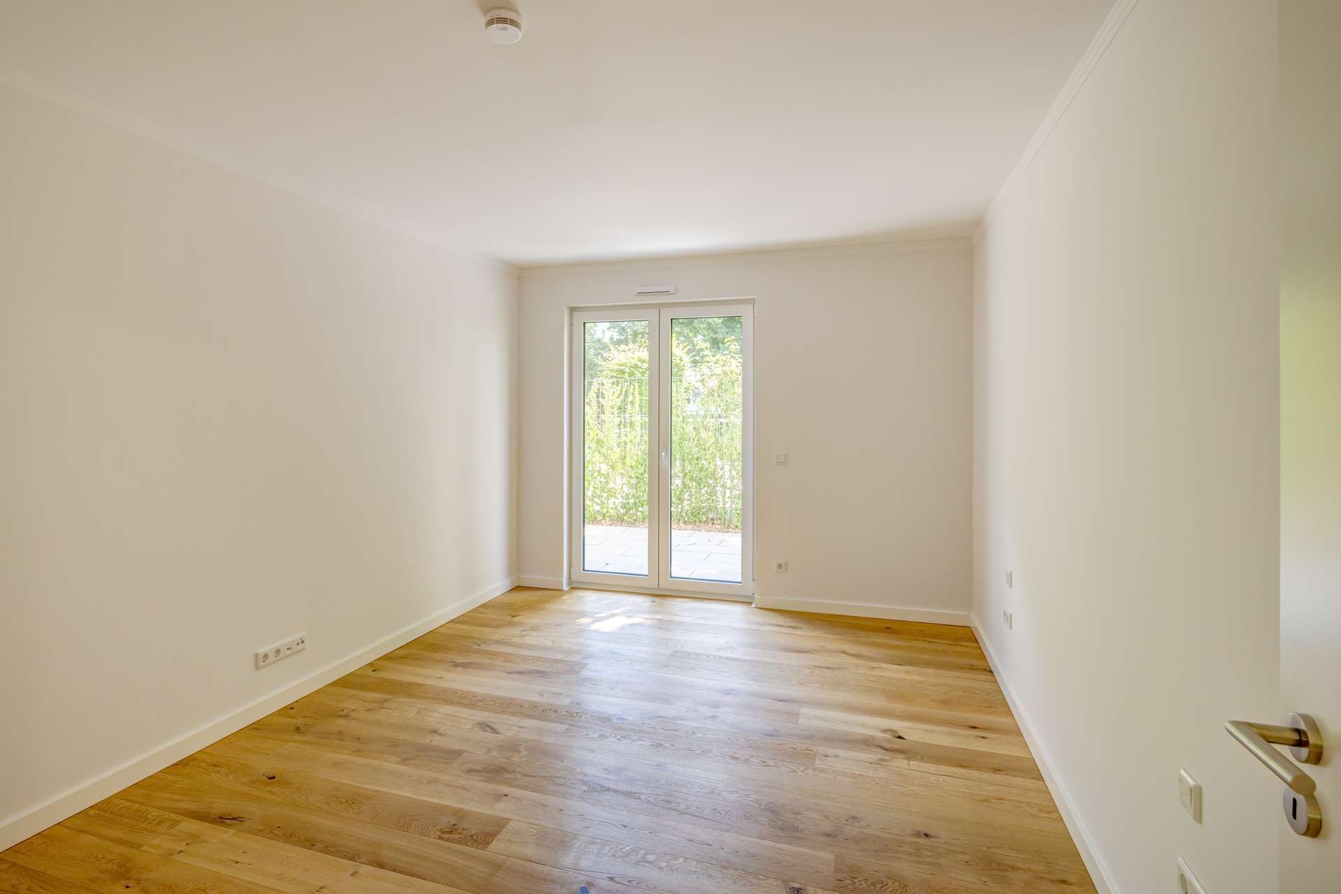 Bezugsfertige Familienwohnung mit großem Garten - Bild 4