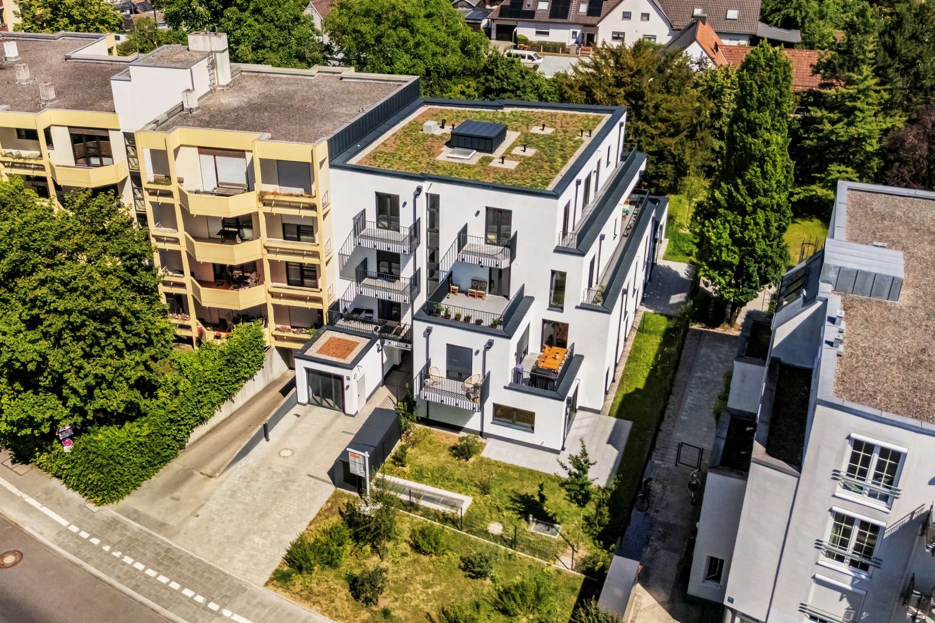 Gartenwohnung auf zwei Ebenen zum Erstbezug in München - Pasing - Bild 13
