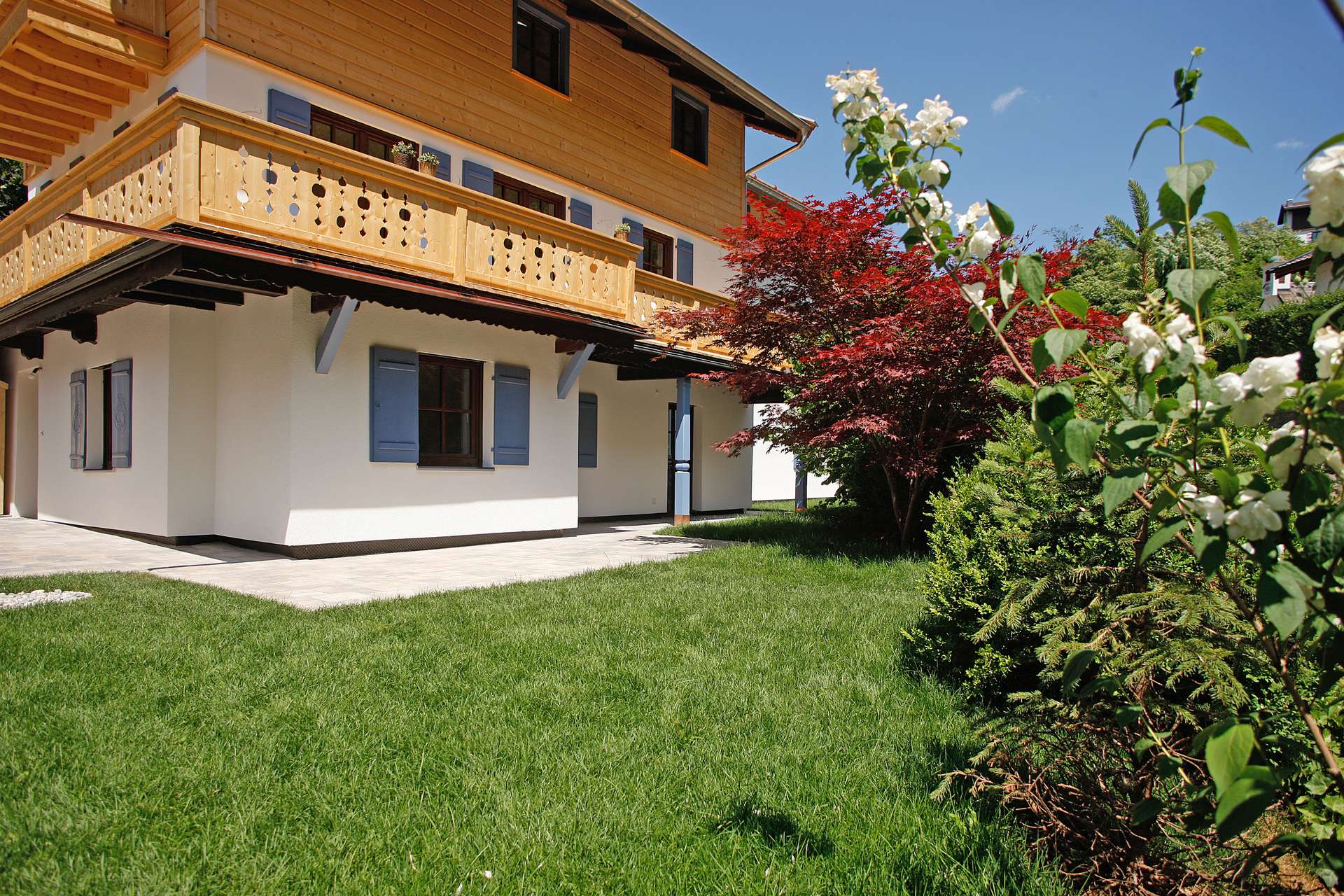 Moderne Gartenwohnung im bayrischen Stil - Bild 2