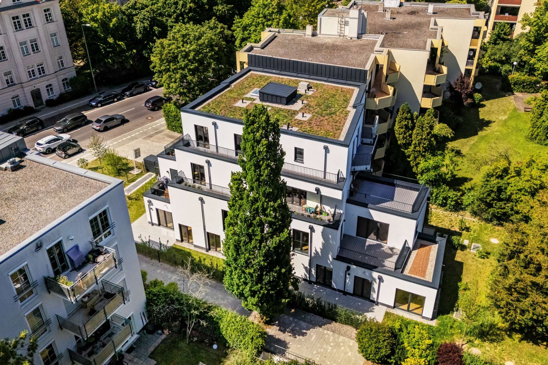 Gartenwohnung auf zwei Ebenen zum Erstbezug in München - Pasing - Bild 12