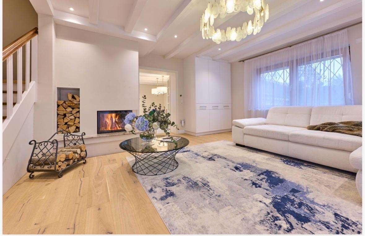 Modernes Zuhause mit offenem Kamin in Grünwald - Bild 1