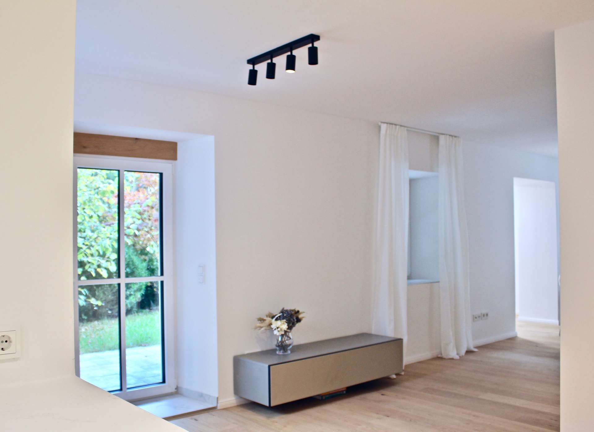 Moderne Gartenwohnung im bayrischen Stil - Bild 7