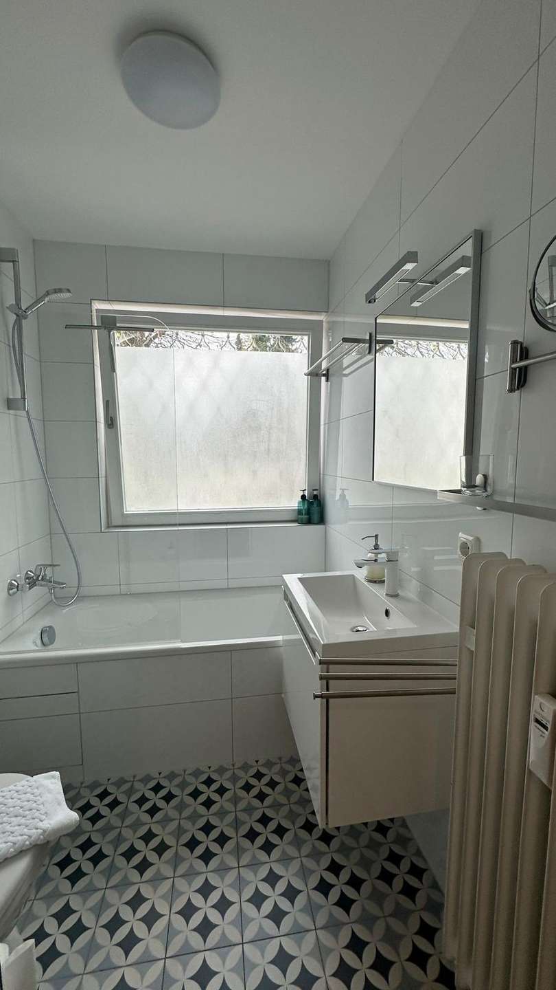 Wohnung mit traumhaftem Seeblick am Tegernsee - Bild 7