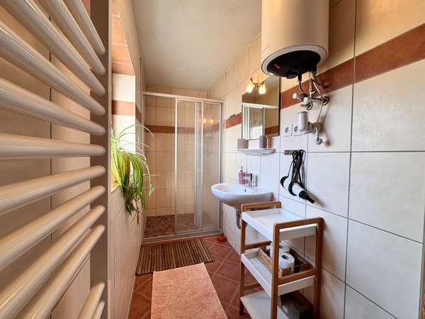 Apartment 3