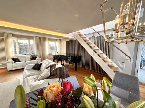 Living room | Stairs roof terrace 