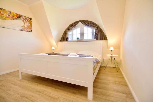 Schlafzimmer - OG