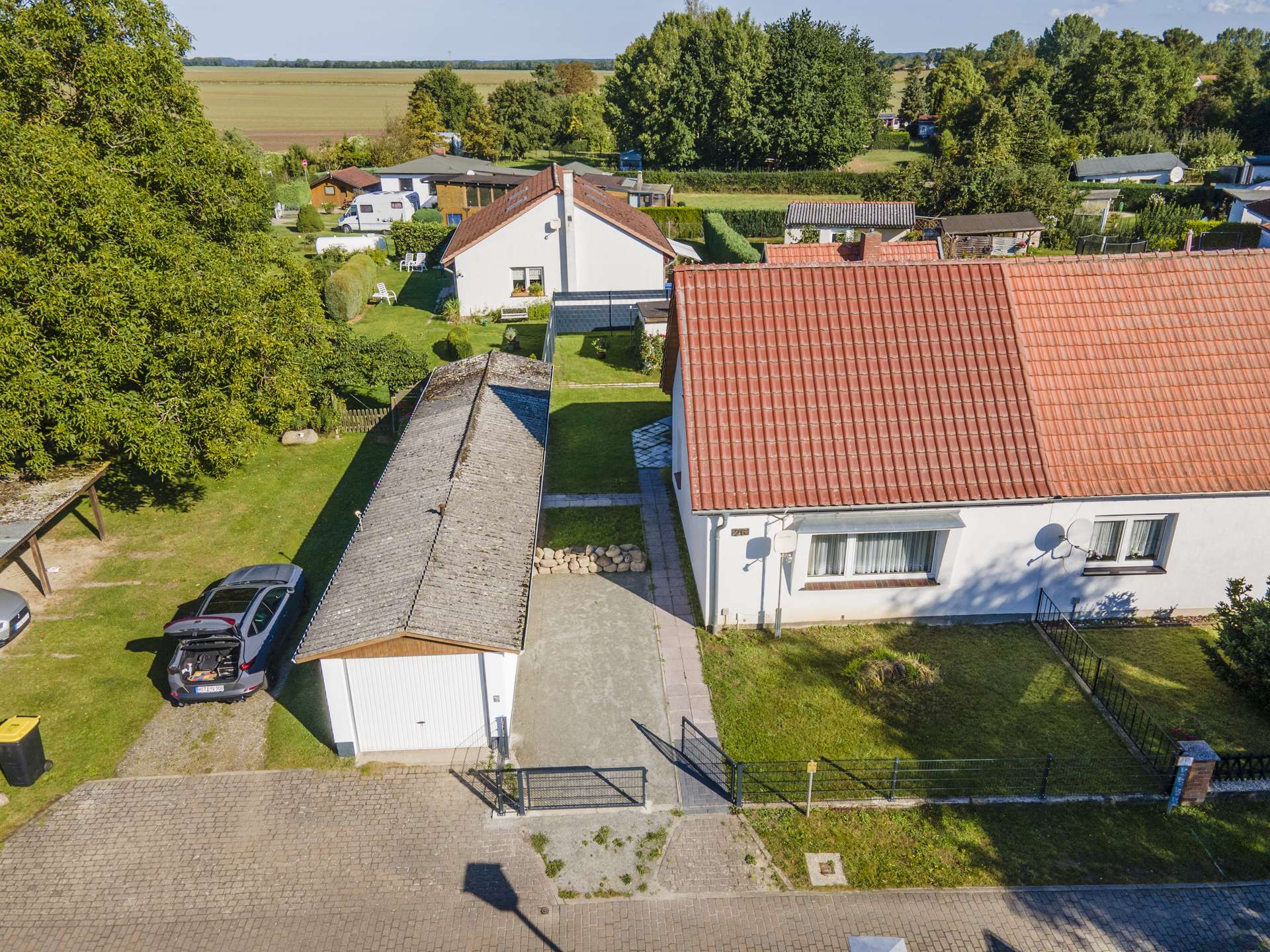 Provisionsfrei! Schöne Doppelhaushälfte in Brandshagen zu verkaufen