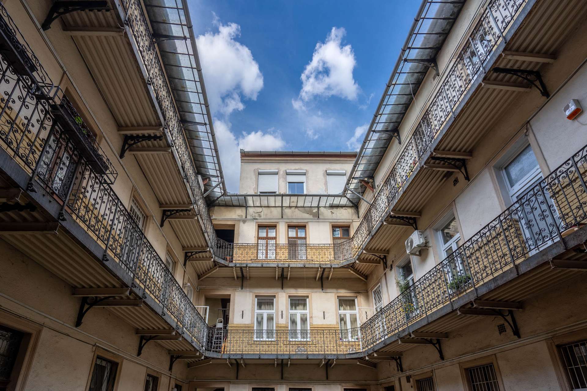 3 Rooms Apartment For Sale | Budapest | Hungary
