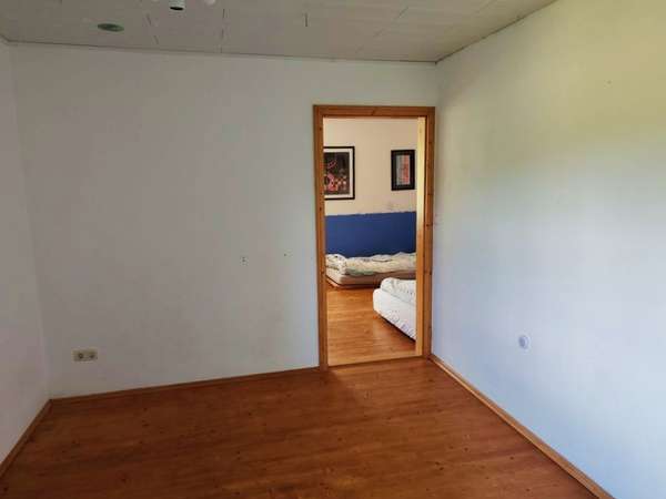 Zimmer UG 01