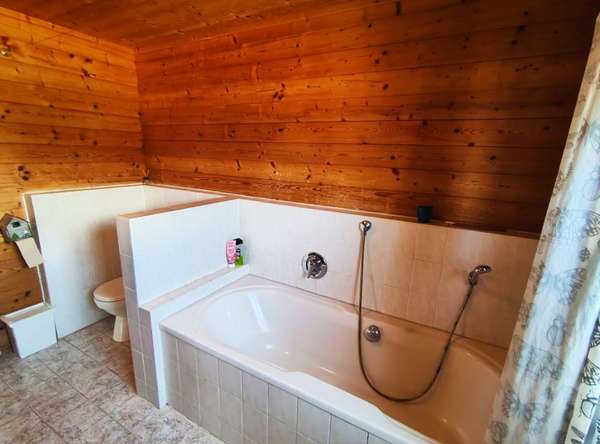 Badezimmer EG 02