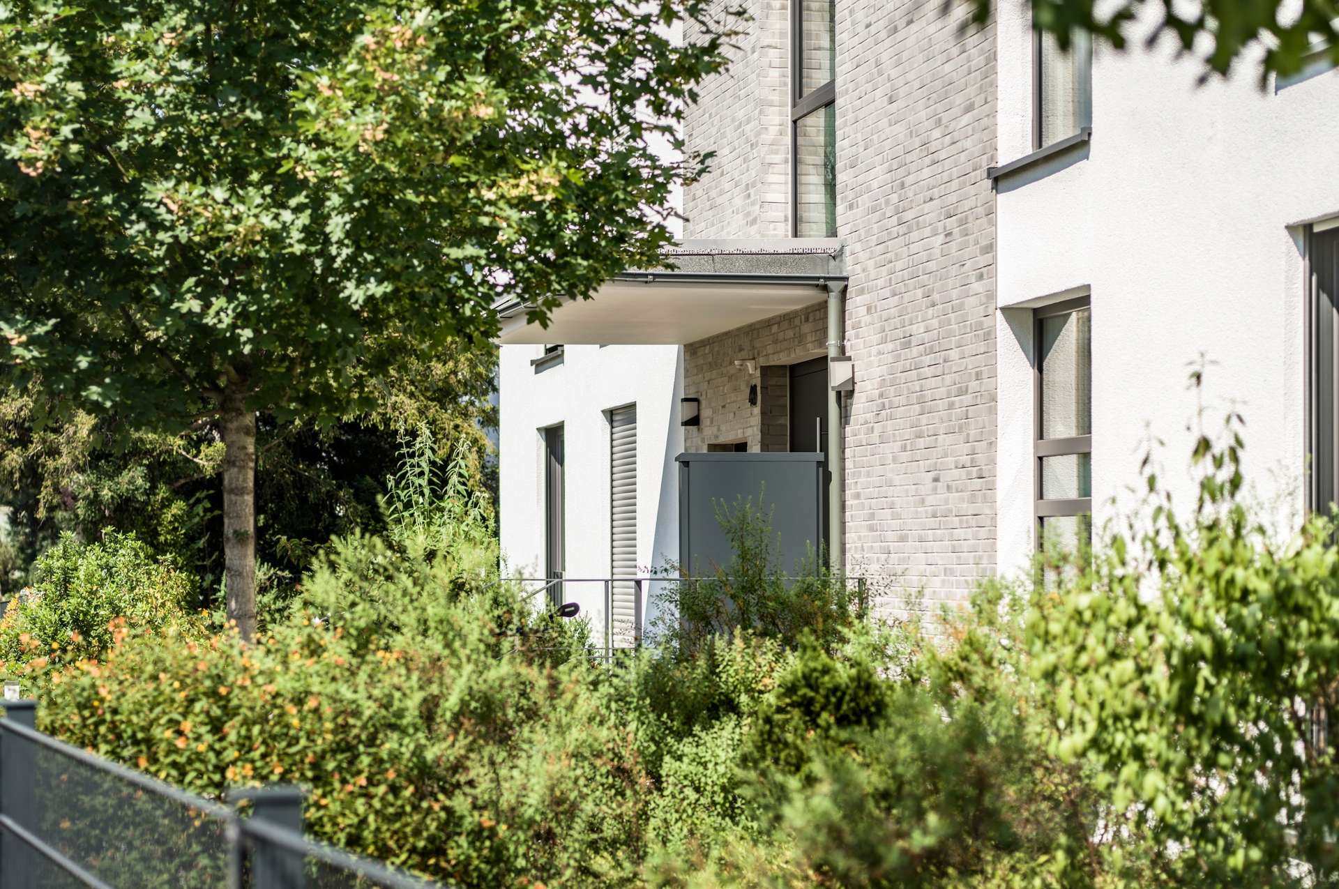 JUNG VON HAUS