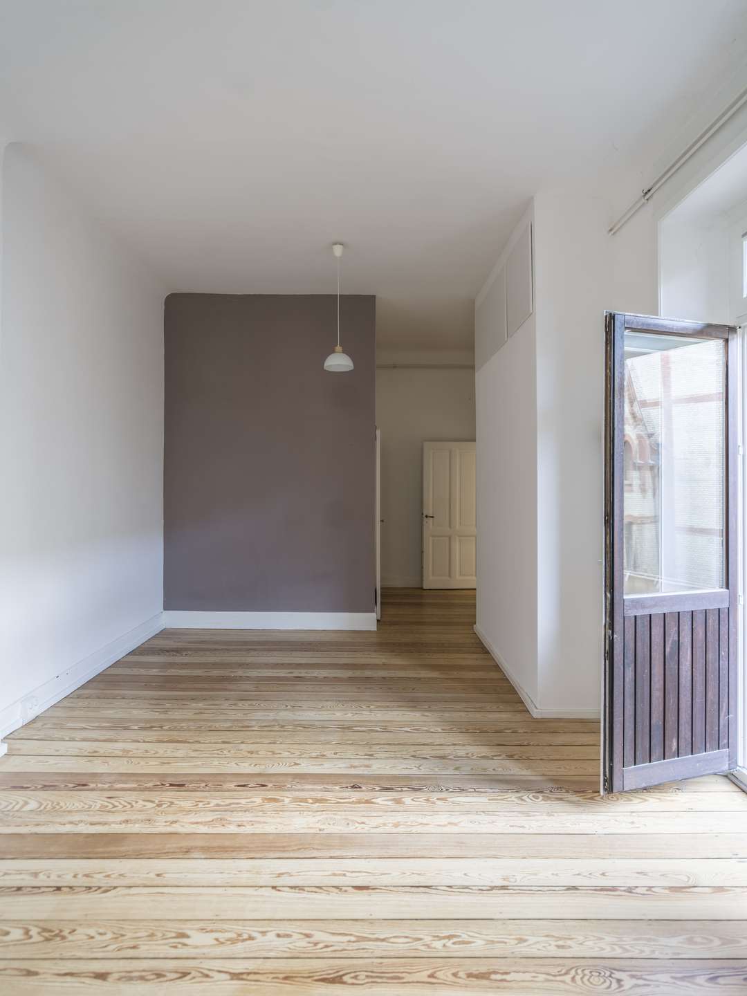 JUNG VON HAUS