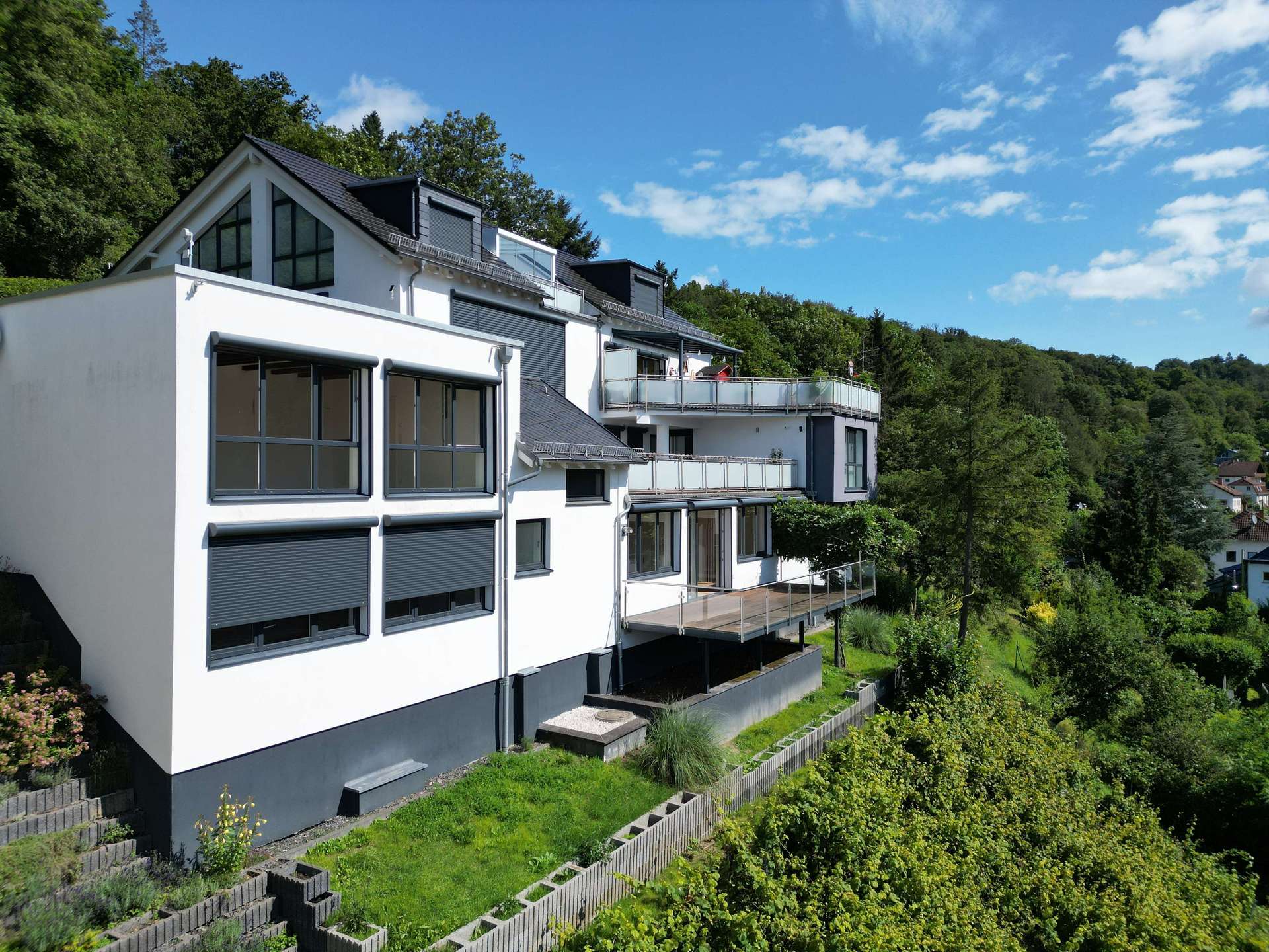 JUNG VON HAUS
