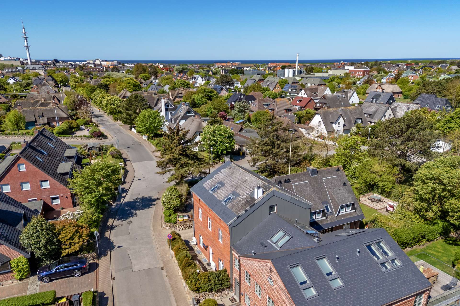 Logierhaus mit 1 Loftwohnung + 2 Ferienwohnungen in schöner Lage in Alt-Westerland