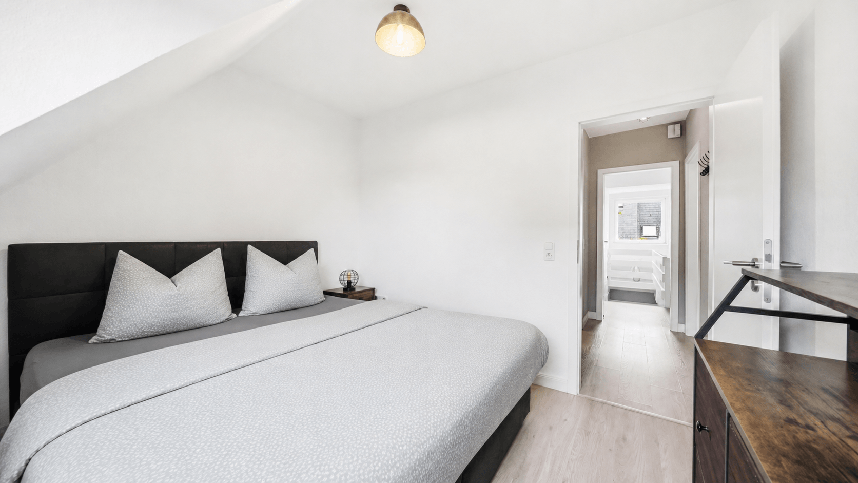 Schlafzimmer OG