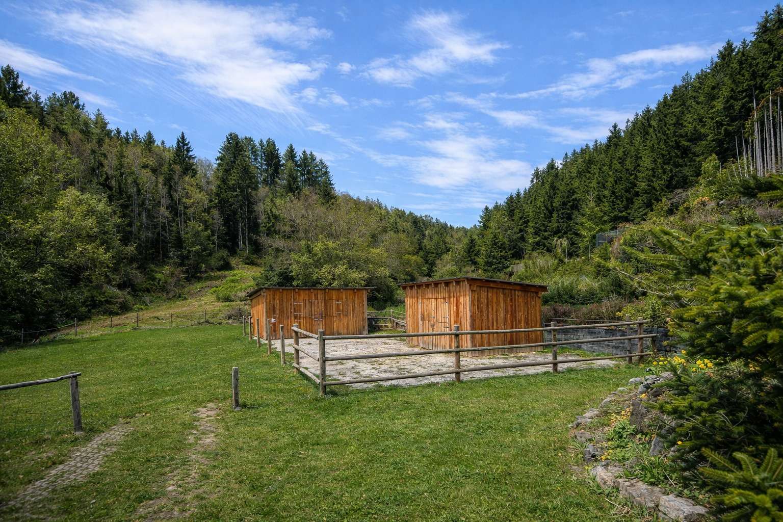 Stilvoller Landsitz mit Gästehaus auf großem Grundstück in idyllischer Wörthersee-Nähe — Bild 7