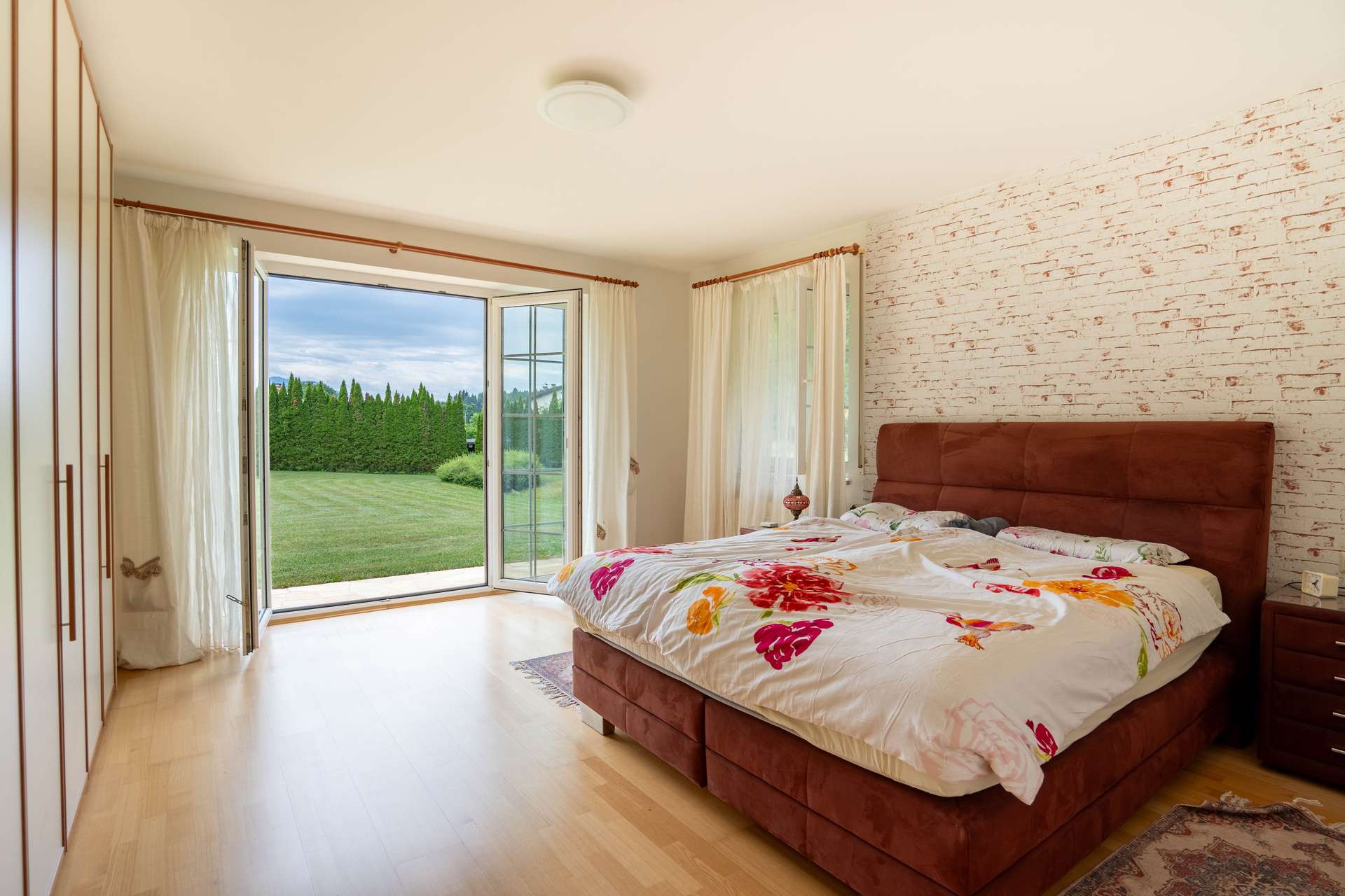 Mediterranes Wohnhaus im toskanischen Stil auf XXL-Grundstück in Schiefling am Wörthersee — Bild 12
