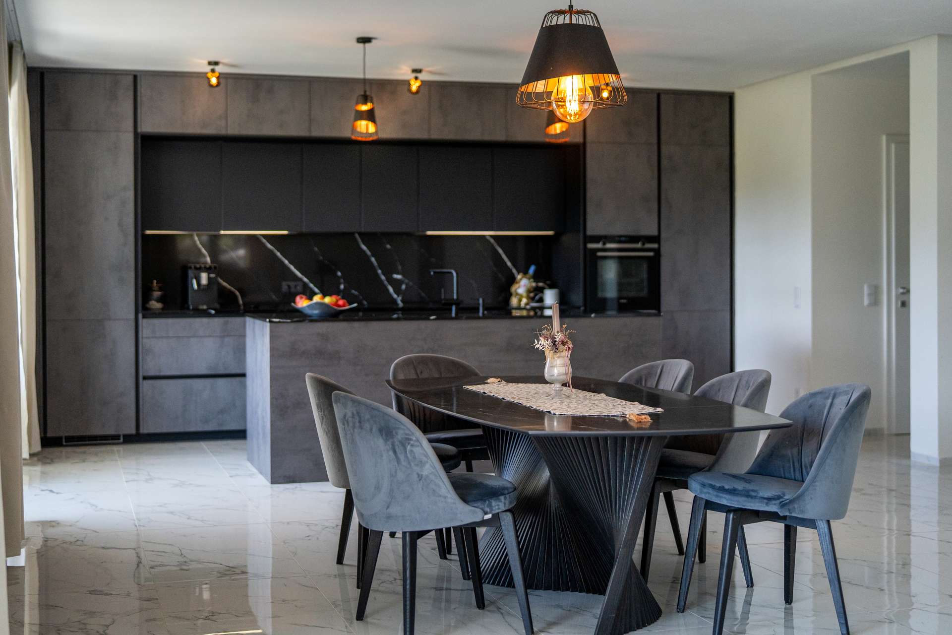 Lifestyle-Wohnhaus mit 2 Wohneinheiten in unmittelbarer Wörthersee-Nähe — Bild 7