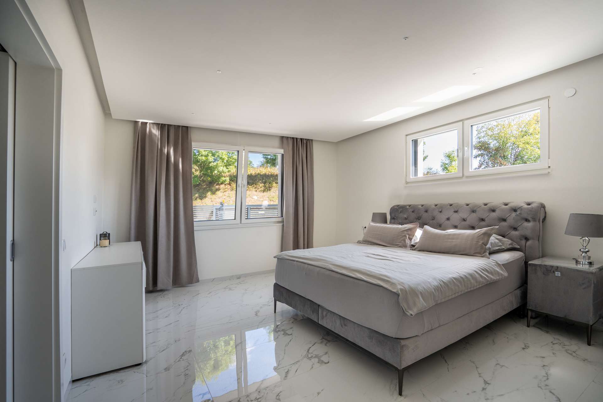 Lifestyle-Wohnhaus mit 2 Wohneinheiten in unmittelbarer Wörthersee-Nähe — Bild 9