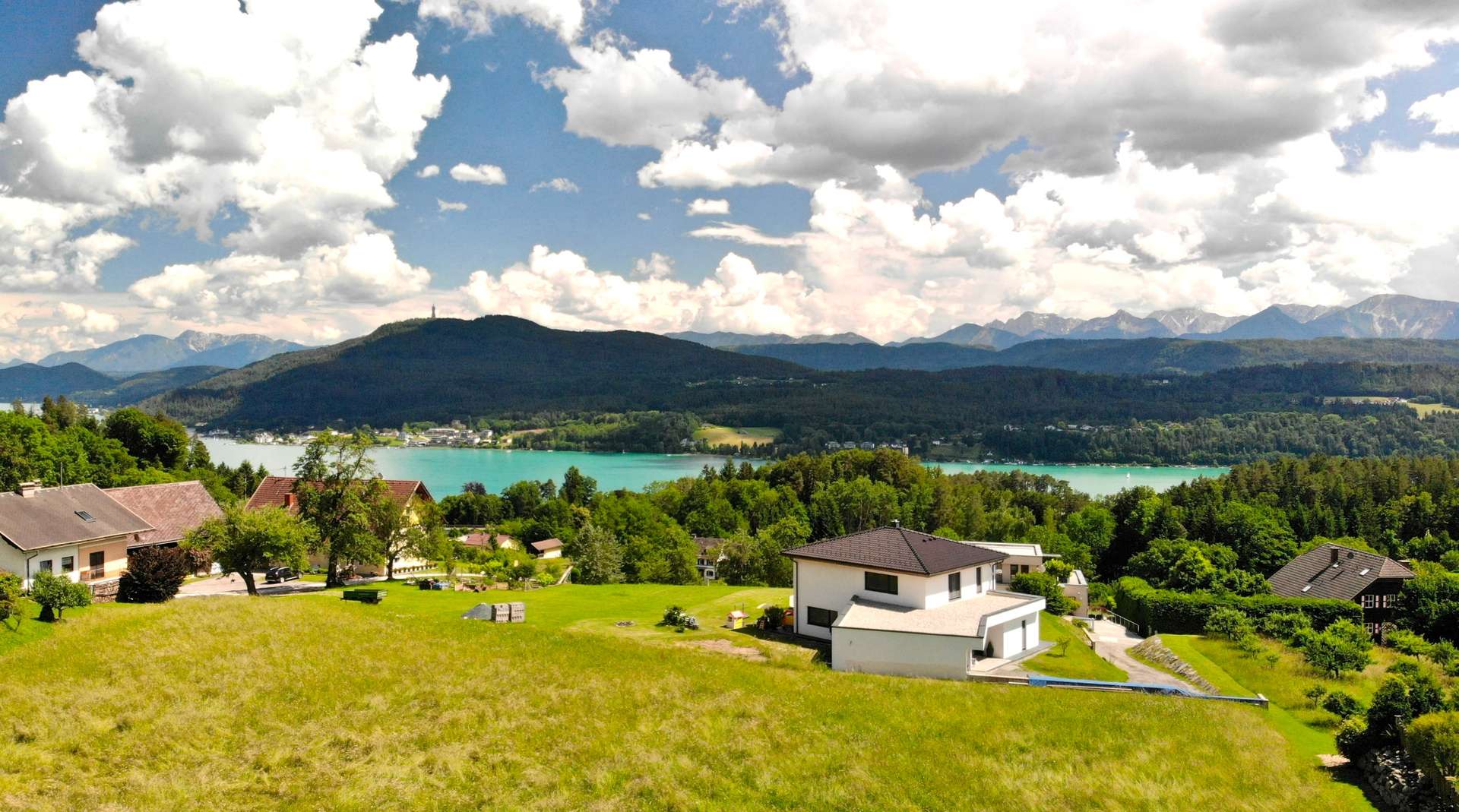Seeblickgrundstück in sonniger Aussichtslage in Techelsberg am Wörthersee