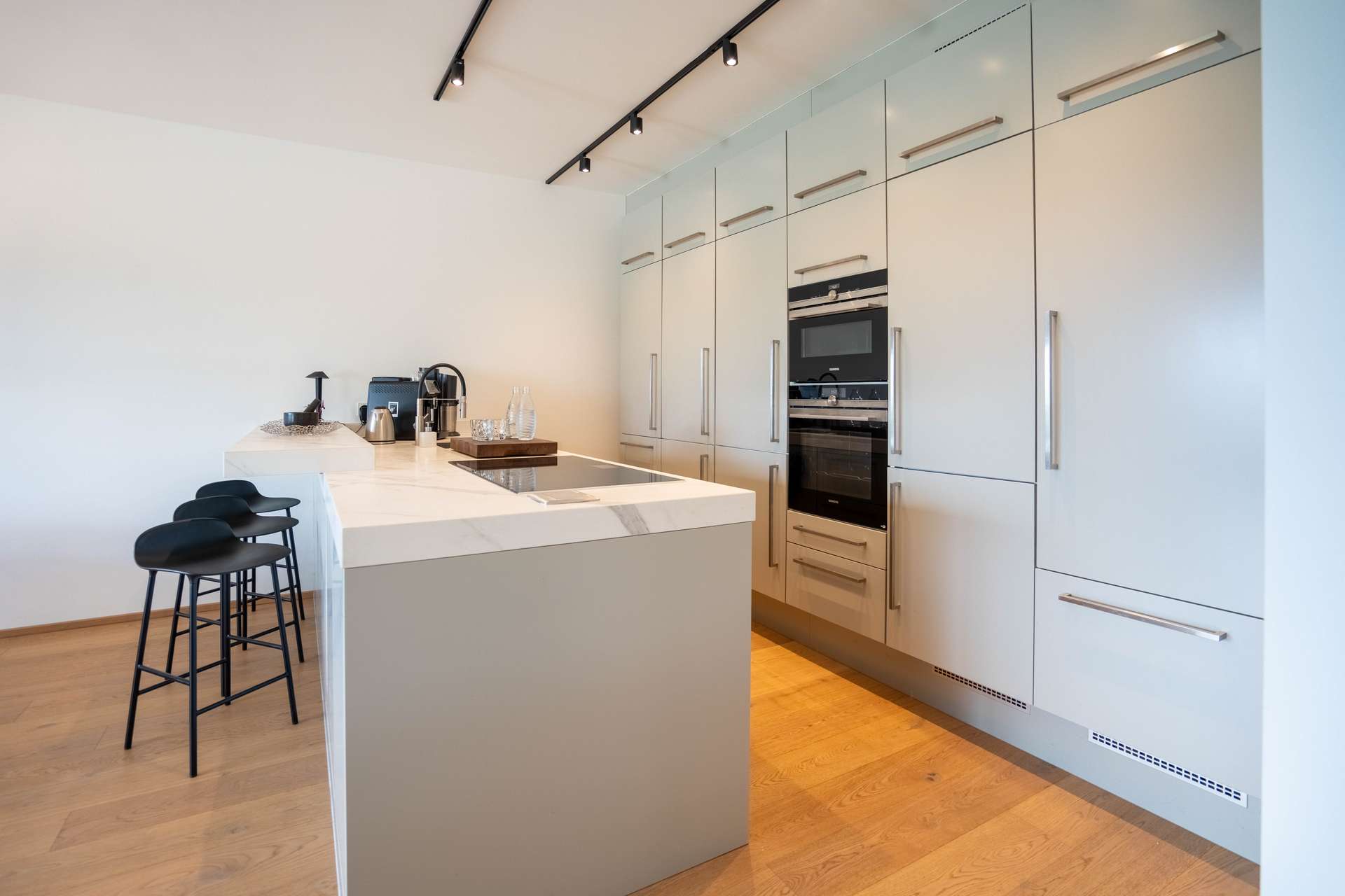 Penthouse-Juwel mit XXL-Dachterrasse und Seeblick — Bild 4