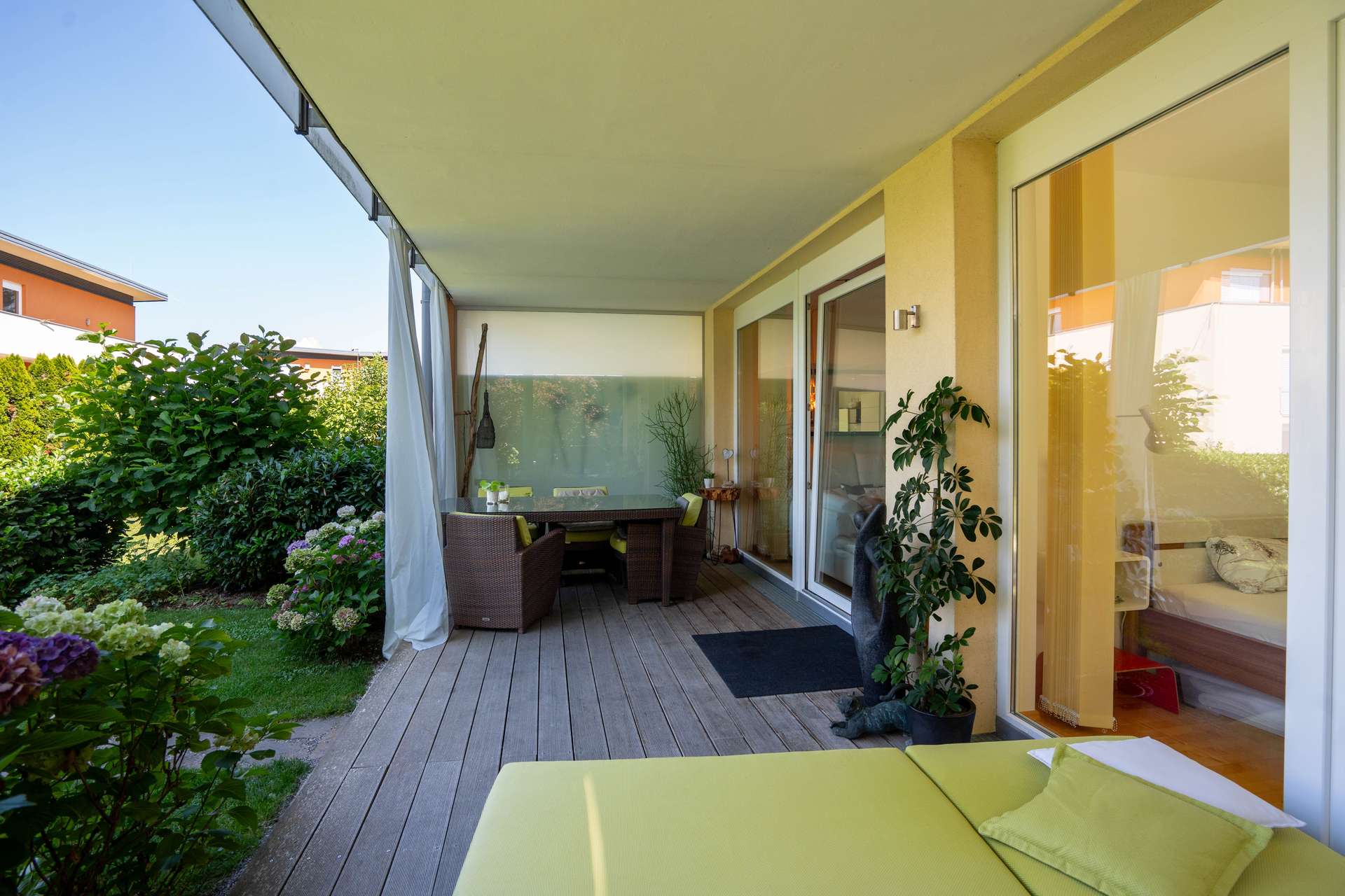 FREIZEITWOHNSITZ! 3-Zi-Gartenwohnung mit Seezugang in Velden am Wörthersee — Bild 10