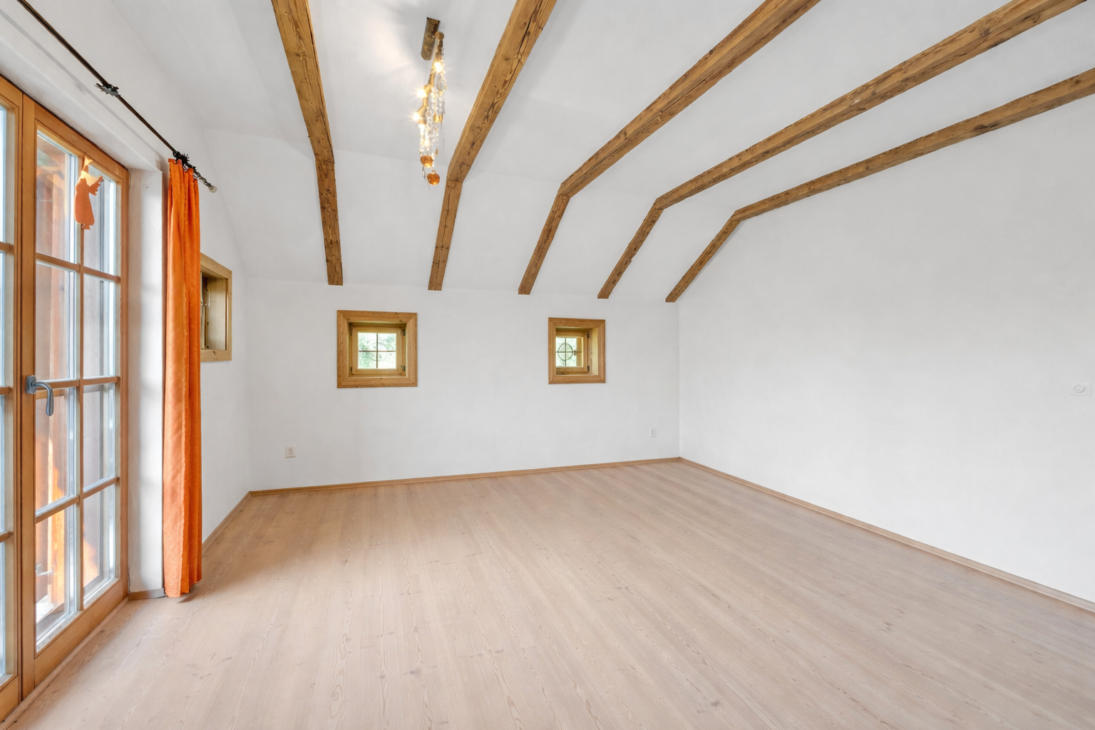 Stilvoller Landsitz mit Gästehaus auf großem Grundstück in idyllischer Wörthersee-Nähe — Bild 14