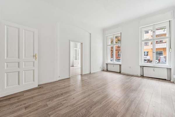 Repräsentative Altbau-Gewerbeeinheit mit umfassender Nutzungsfreiheit in Berlin-Charlottenburg - Thumbnail 14