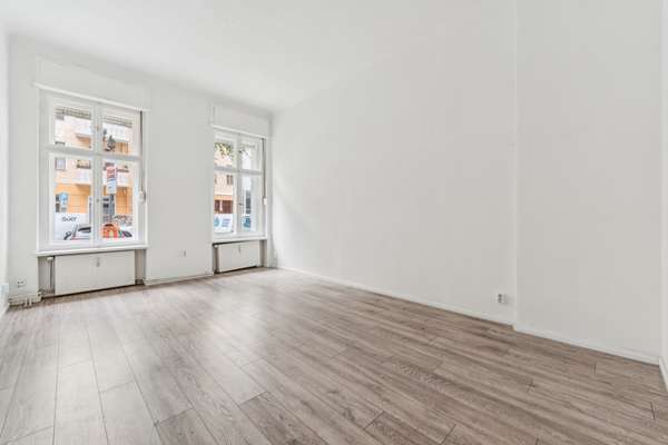 Repräsentative Altbau-Gewerbeeinheit mit umfassender Nutzungsfreiheit in Berlin-Charlottenburg - Thumbnail 4