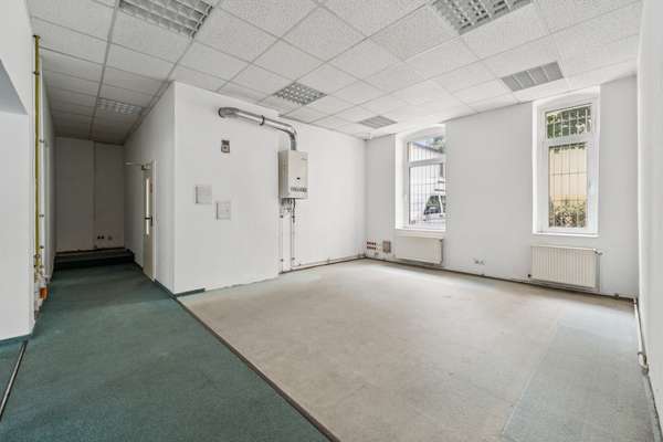 216 m² Eckfläche für Praxis, Kanzlei, Büro, Studio, Einzelhandel, Café, Blumenladen, Supermarkt,etc. - Thumbnail 8