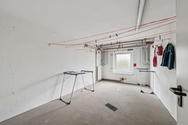 Bezugsfreie, möblierte 2-Zimmer-Eigentumswohnung im 3. Obergeschoss – barrierefrei mit Aufzug - Thumbnail 16