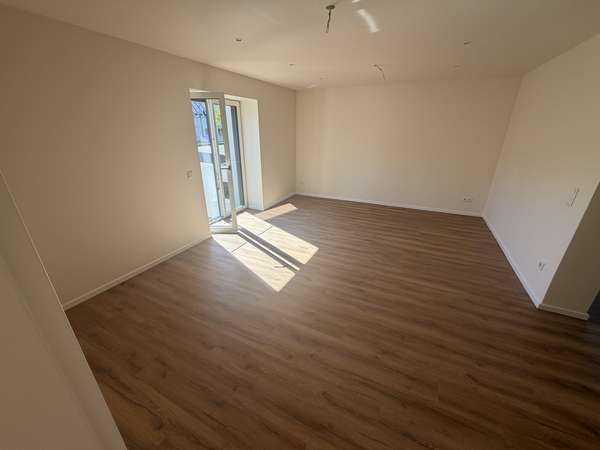 **RESERVIERT** Exklusive 2-Zimmer-EG-Wohnung kernsanierte Stadtvilla in ruhiger Lage - Thumbnail 27