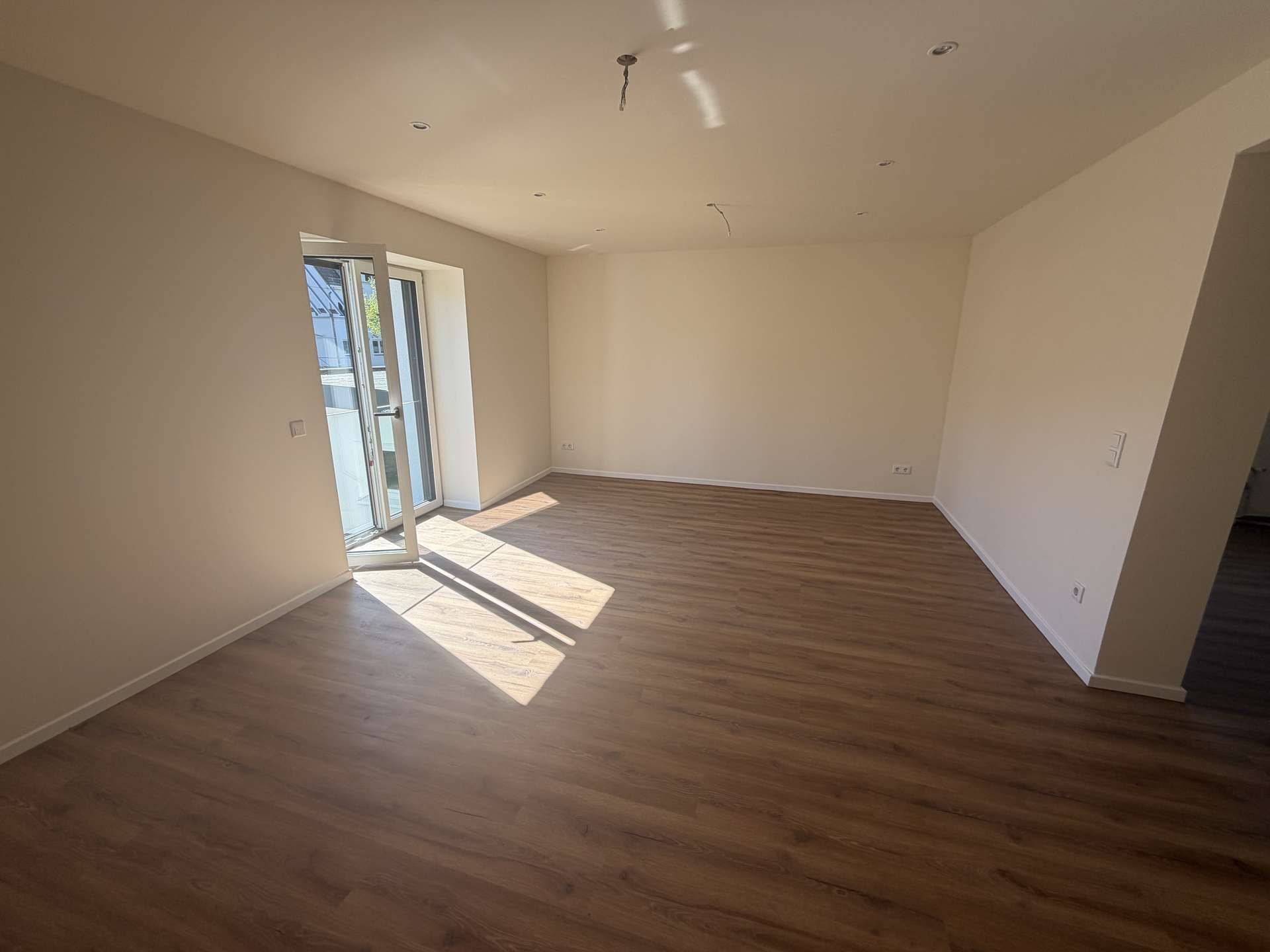 **RESERVIERT** Exklusive 2-Zimmer-EG-Wohnung kernsanierte Stadtvilla in ruhiger Lage - Bild 28