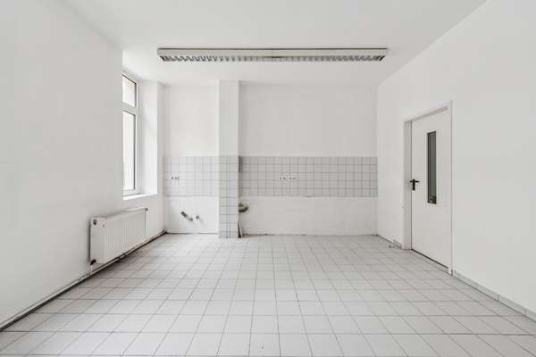216 m² Eckfläche für Praxis, Kanzlei, Büro, Studio, Einzelhandel, Café, Blumenladen, Supermarkt,etc. - Thumbnail 7
