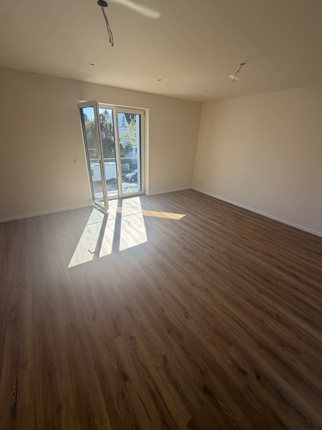 **RESERVIERT** Exklusive 2-Zimmer-EG-Wohnung kernsanierte Stadtvilla in ruhiger Lage - Bild 25