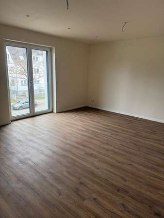 **RESERVIERT** Exklusive 2-Zimmer-EG-Wohnung kernsanierte Stadtvilla in ruhiger Lage - Thumbnail 17